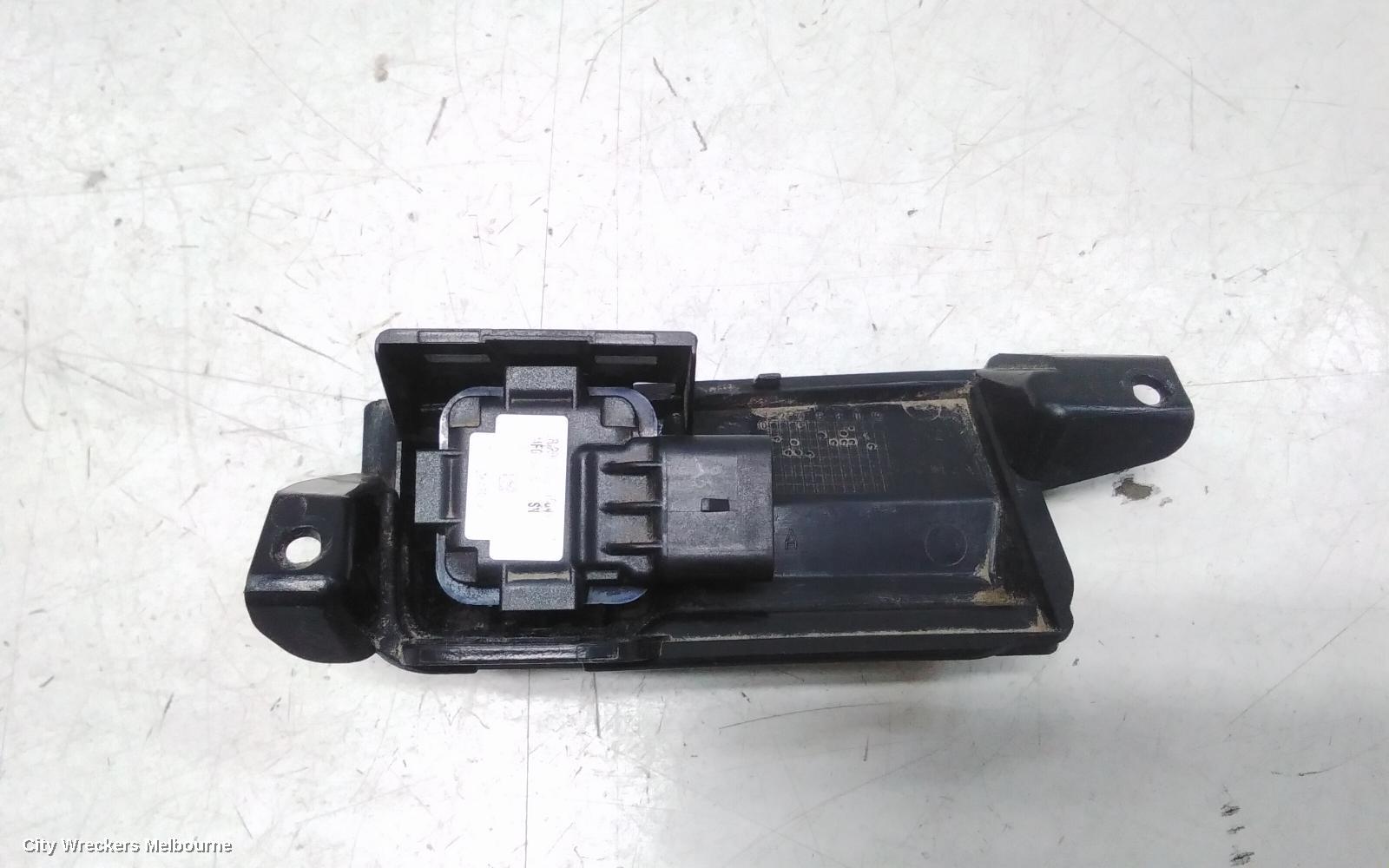 LAND ROVER RANGEROVER EVOQUE REVERSE CAMERA, REVERSE CAMERA (TAILGATE HANDLE MOUNTED), NON SURROUND VIEW TYPE, L538, 11/2011 - 01/2019