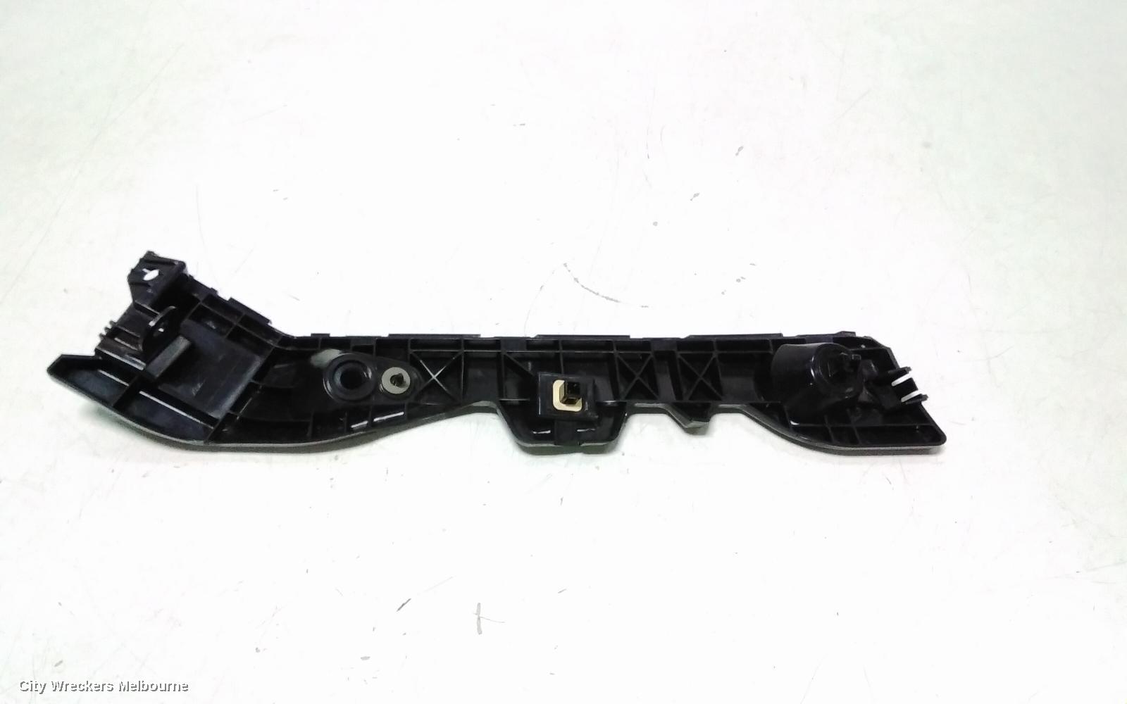 MAZDA 3, BP, 03/2019 ONWARDS, RHR BAR BRAKET: 111436