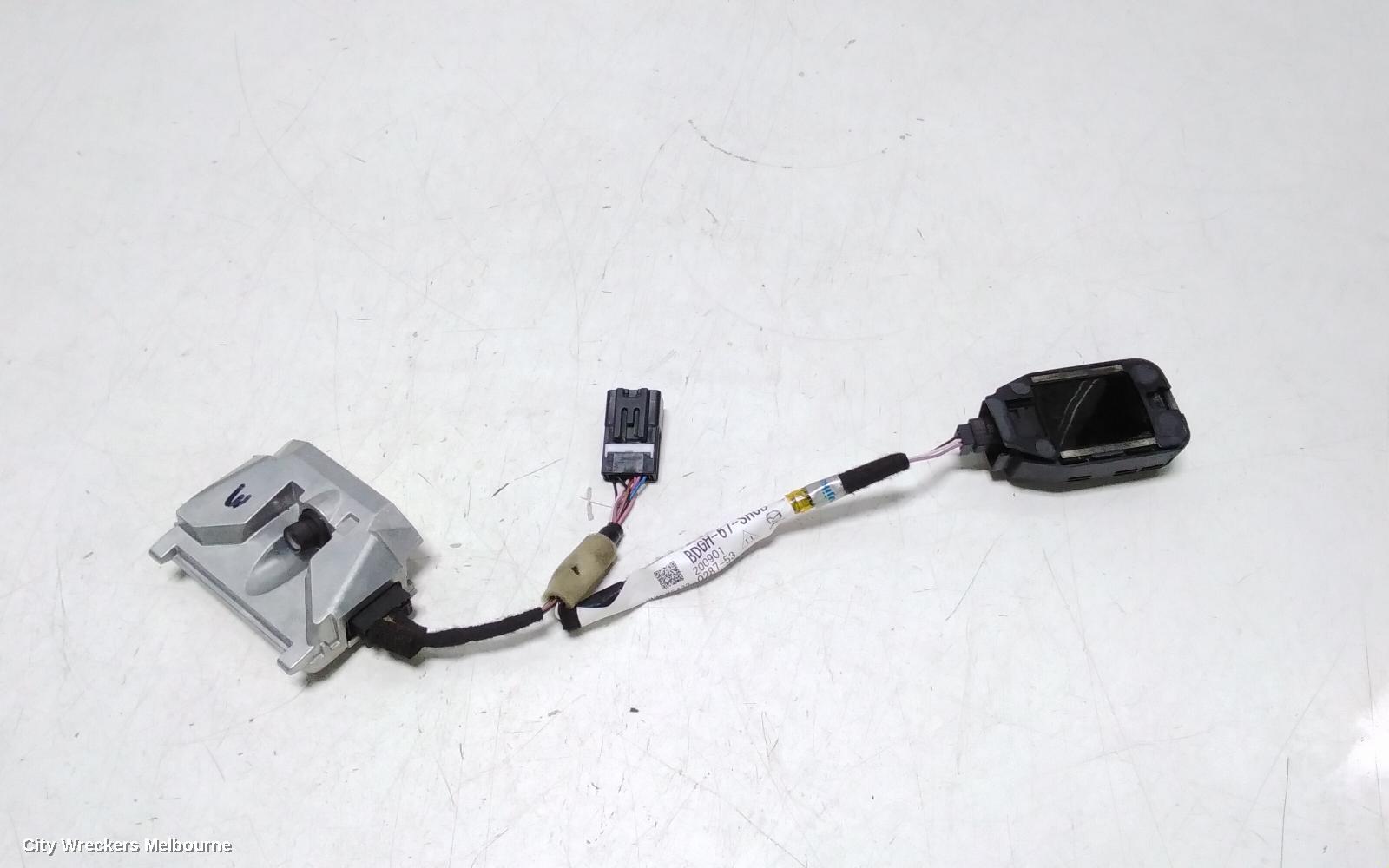 MAZDA 3 REVERSE CAMERA, FRONT CAMERA (WINDSCREEN MOUNTED), BP, 03/2019 ONWARDS
