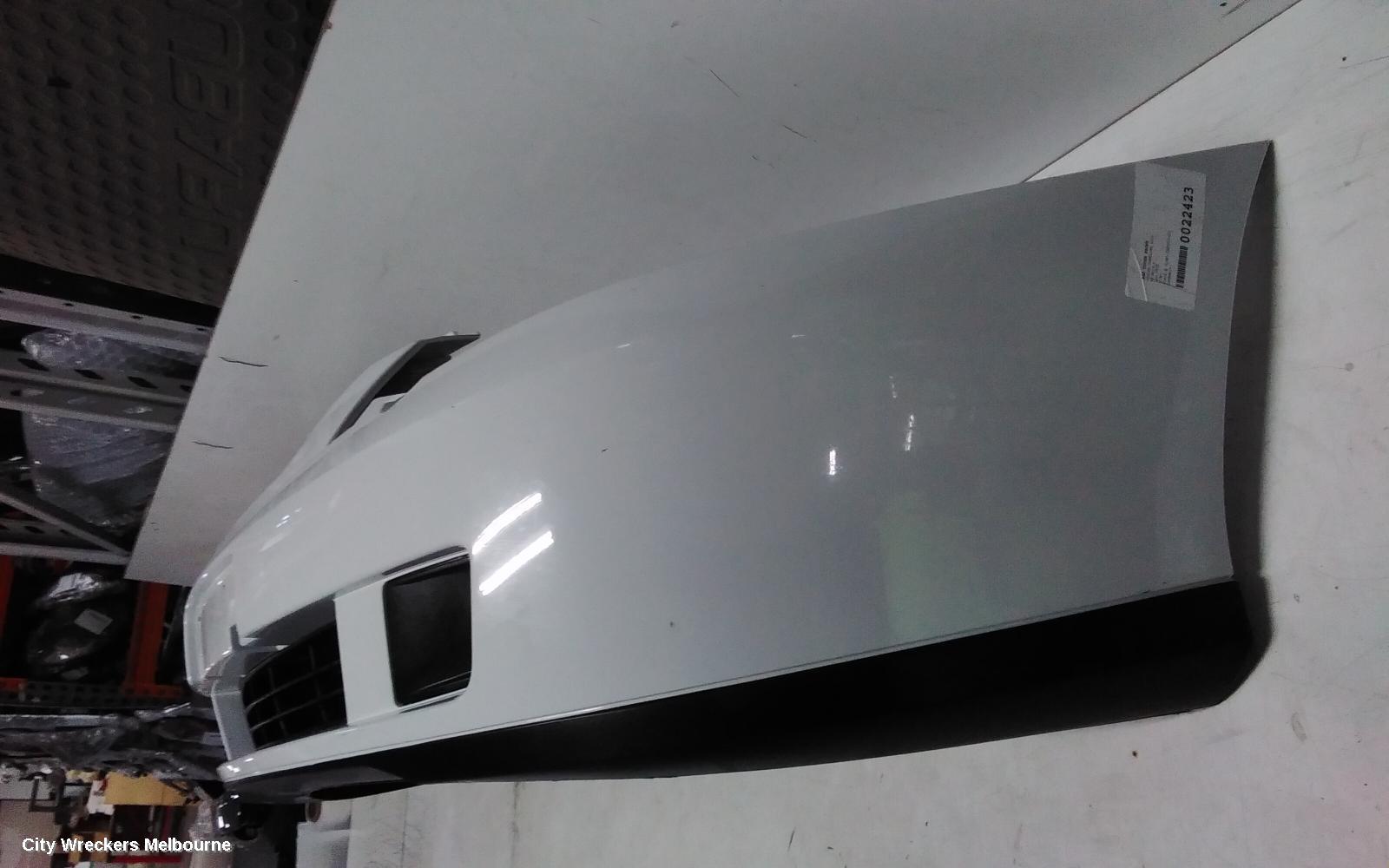 HOLDEN COMMODORE FRONT BUMPER, VY1-VY2, EXECUTIVE/ACCLAIM/EQUIPE/LUMINA/25TH ANNIV/SV8, 10/2002 - 08/2004