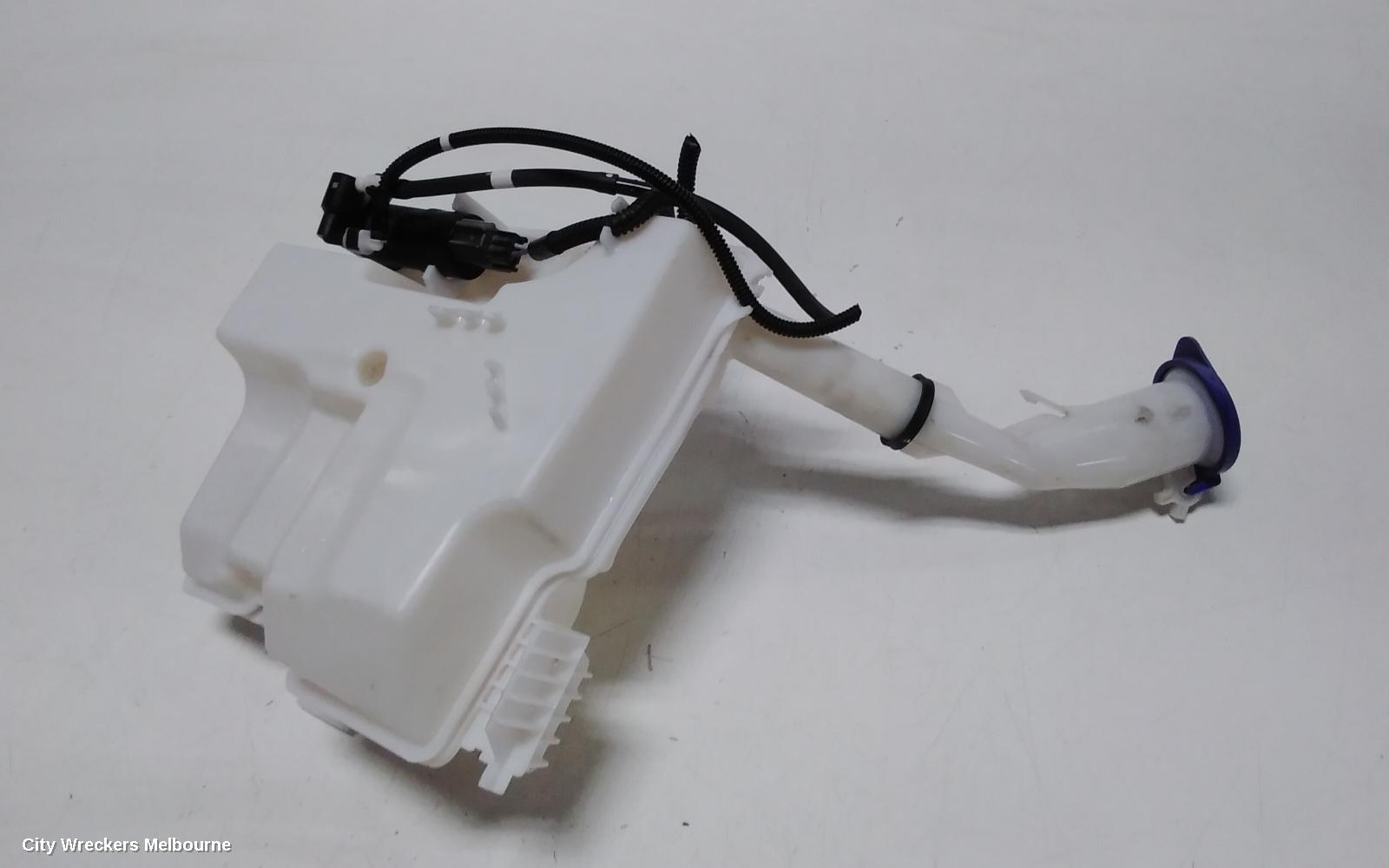 FORD FOCUS WASHER BOTTLE, LW, 08/2011 - 08/2015