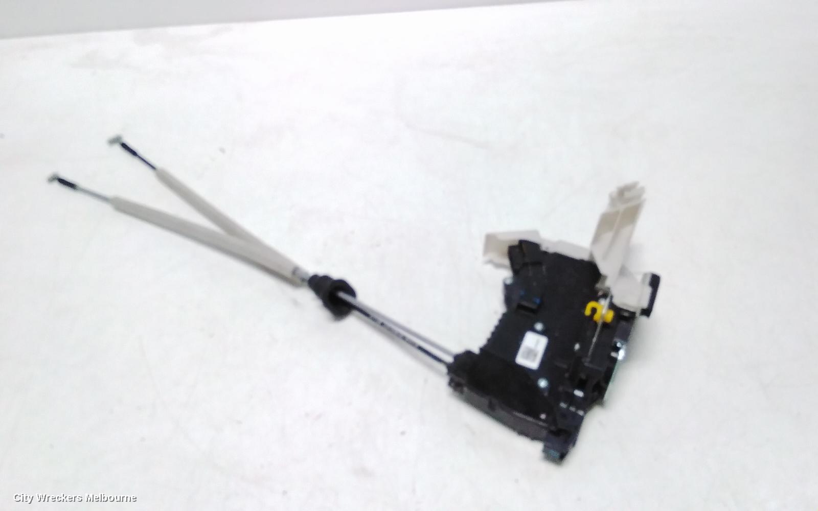 HYUNDAI SANTA FE DOOR/BOOT/GATE LOCK, LEFT REAR DOOR LOCK, TM, 03/2018 ONWARDS
