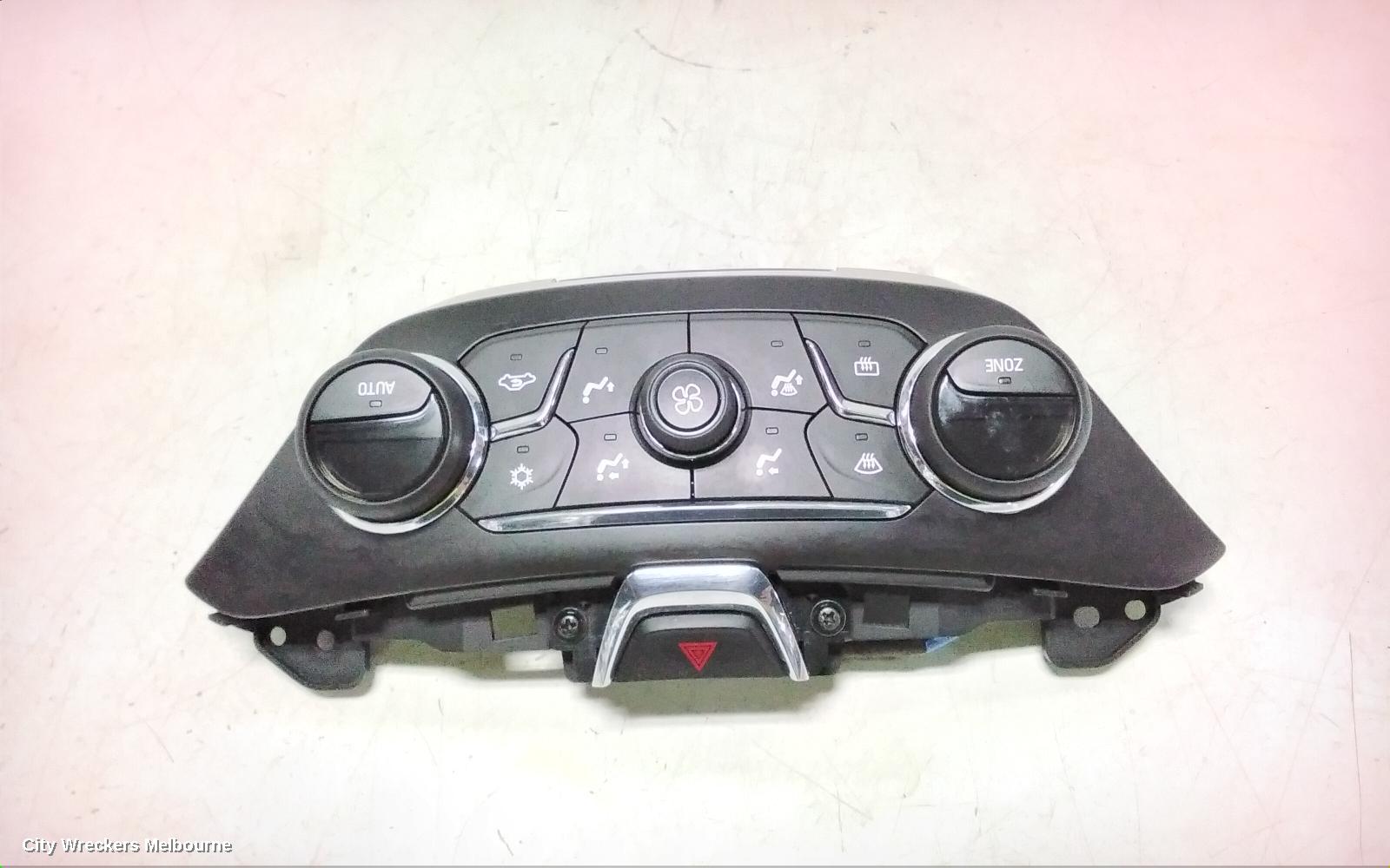 HOLDEN COMMODORE HEATER/AC CONTROLS, VF, 05/2013 - 12/2017