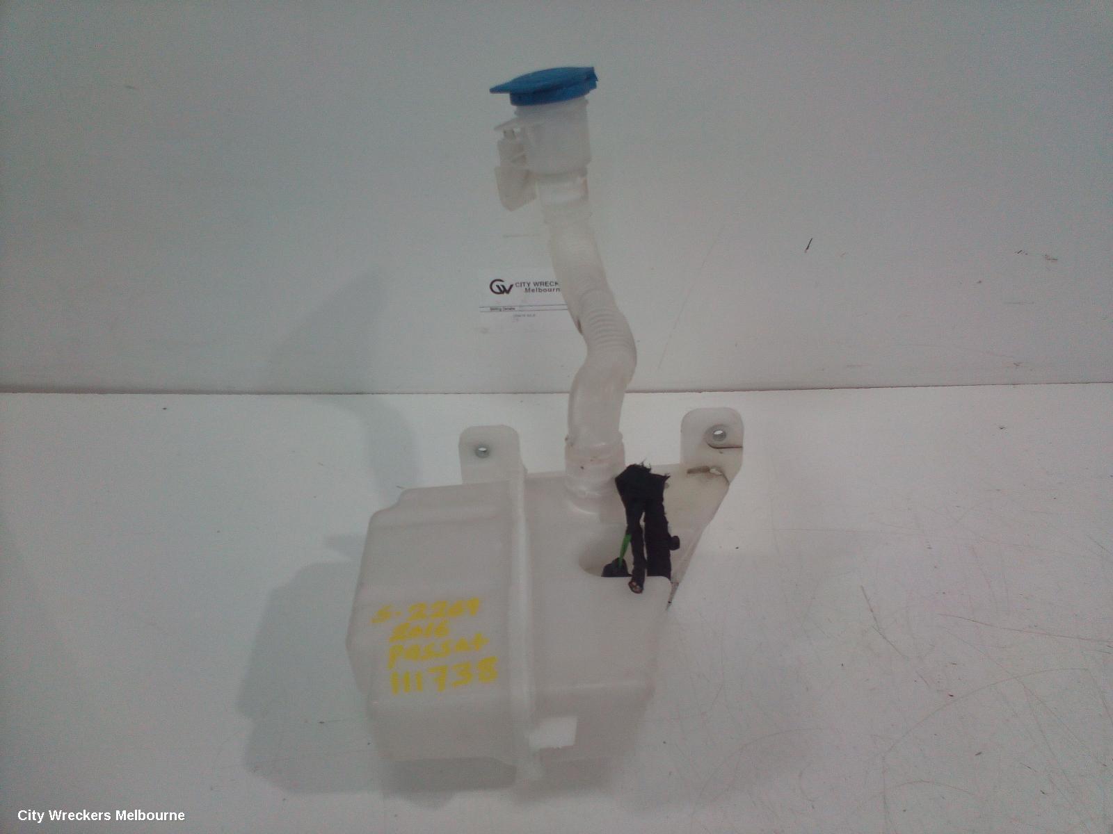 VOLKSWAGEN PASSAT WASHER BOTTLE, B8/MK7, 06/2015 ONWARDS