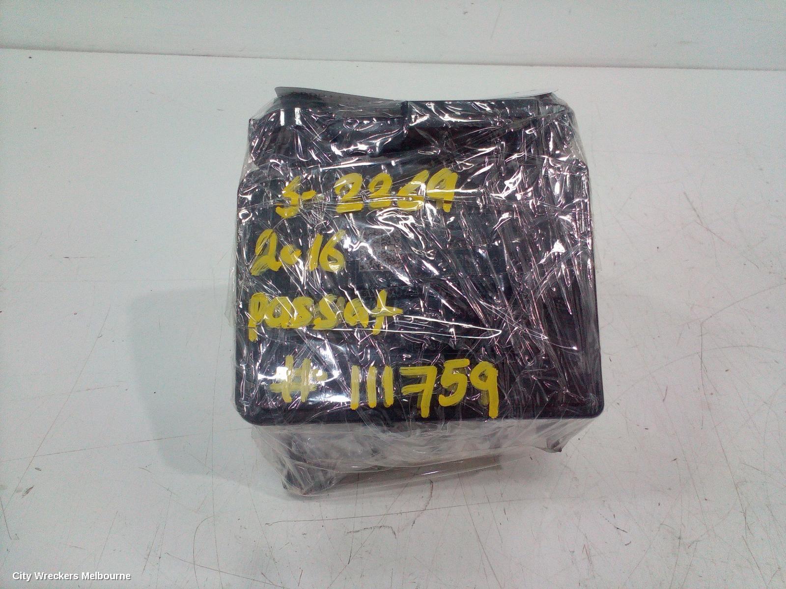 VOLKSWAGEN PASSAT ABS PUMP/MODULATOR, B8/MK7, P/N 3Q0614517AB, 06/2015 ONWARDS