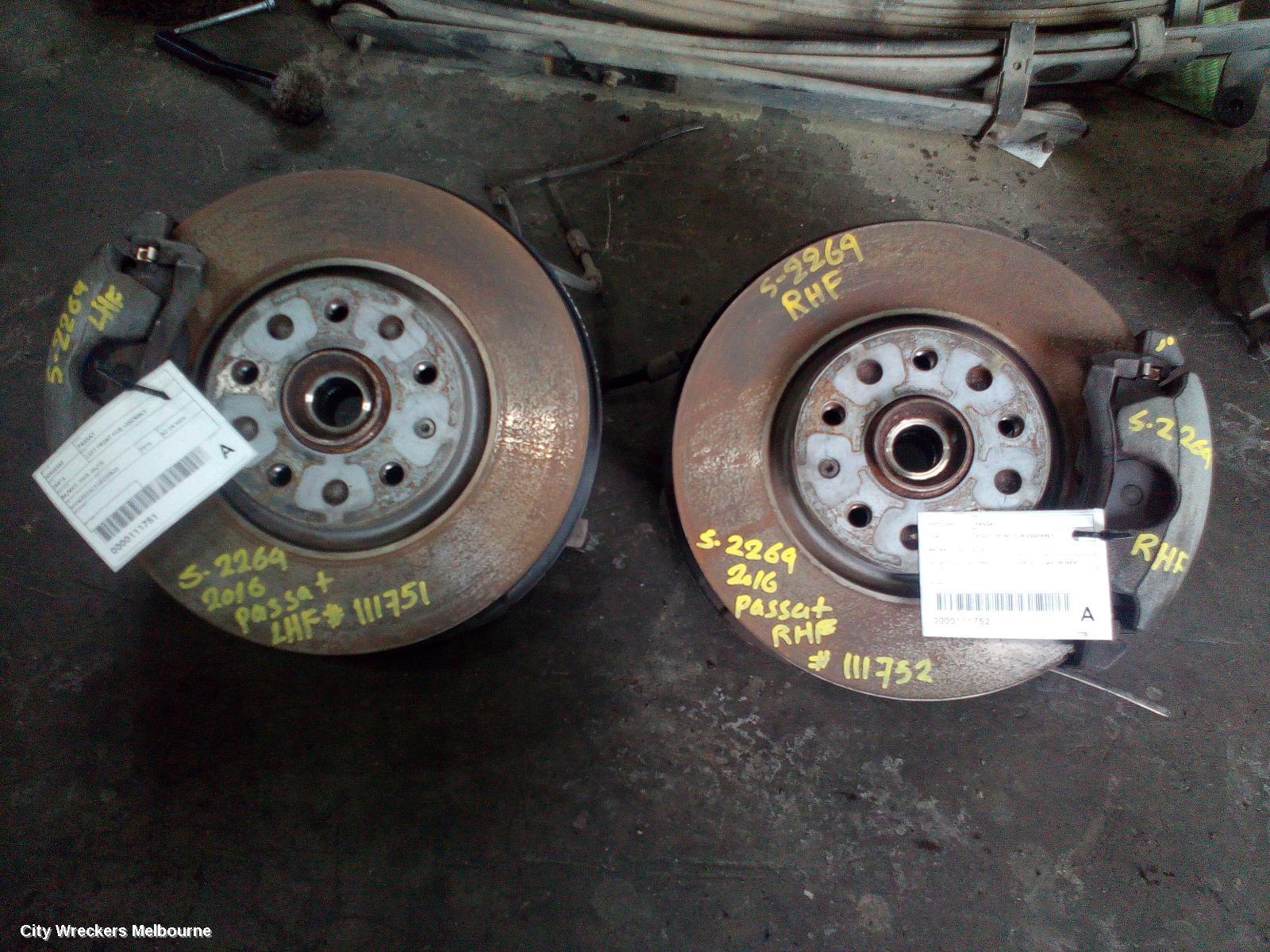 VOLKSWAGEN PASSAT LEFT FRONT HUB ASSEMBLY, B8/MK7, 2WD, 06/2015 ONWARDS
