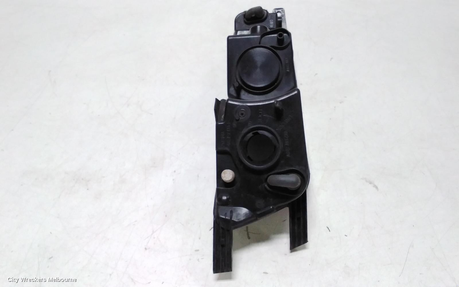 VOLKSWAGEN PASSAT RIGHT INDICATOR/FOG/SIDE, B8/MK7, BUMPER FOGLAMP, STANDARD TYPE, 06/2015 - 10/2019