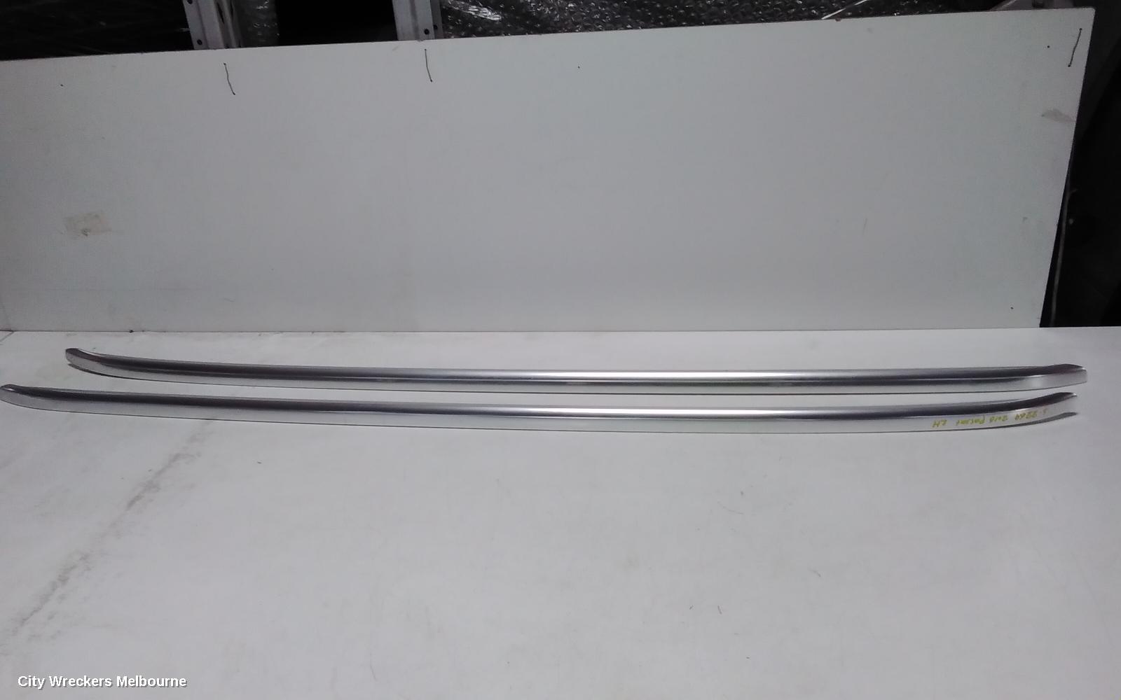 VOLKSWAGEN PASSAT ROOF RACK/BARS, B8/MK7, ROOF RAIL (PAIR), 06/2015 - 05/2023