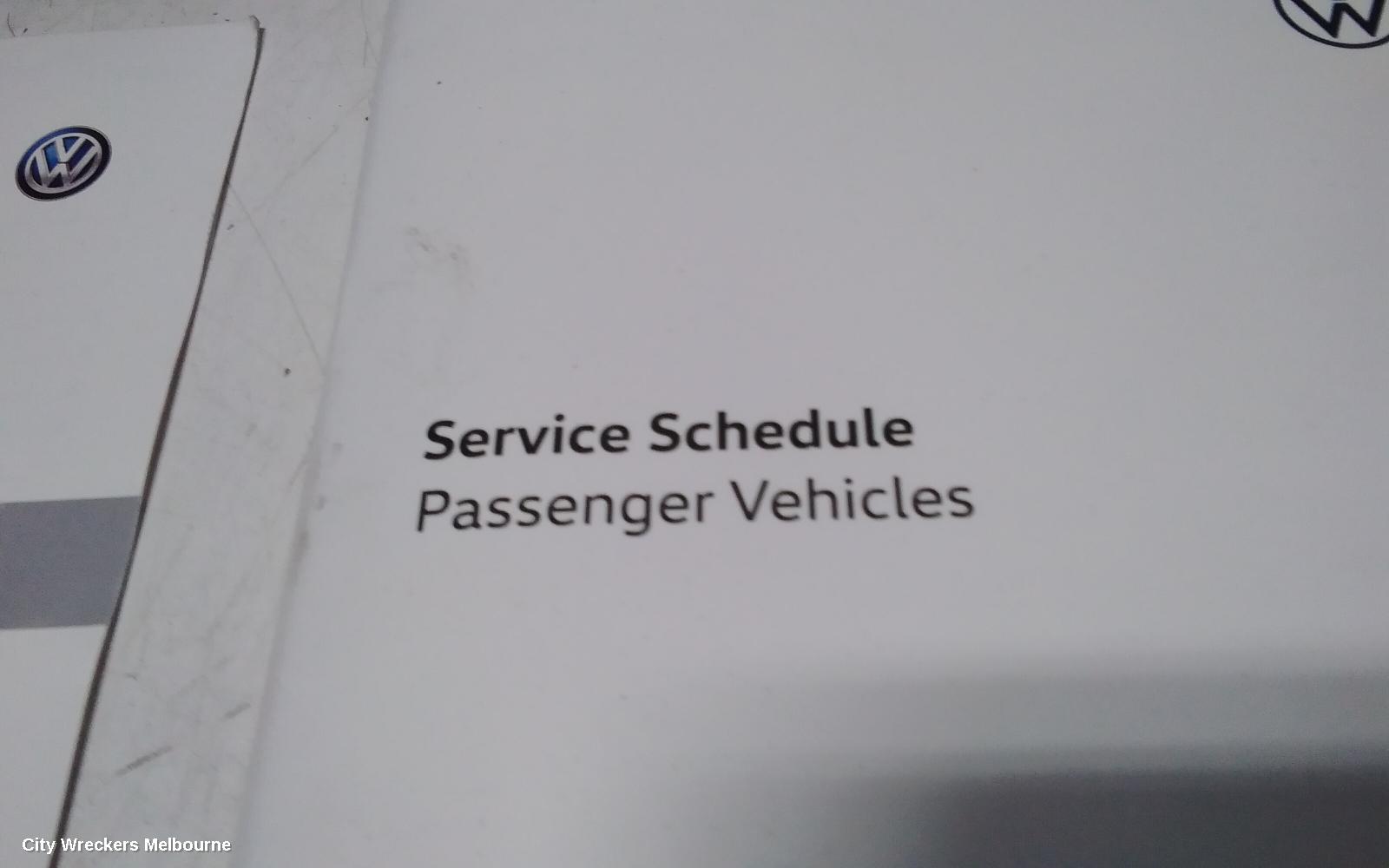VOLKSWAGEN PASSAT OWNERS HANDBOOK, B8/MK7, 06/2015 - 05/2023