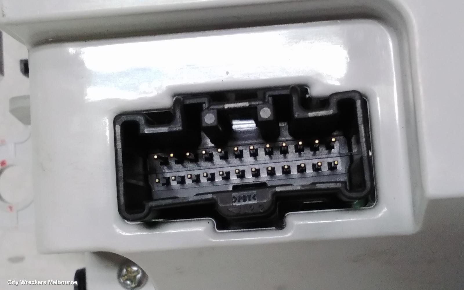 MAZDA CX7 HEATER/AC CONTROLS, ER, 06/2009 - 02/2012