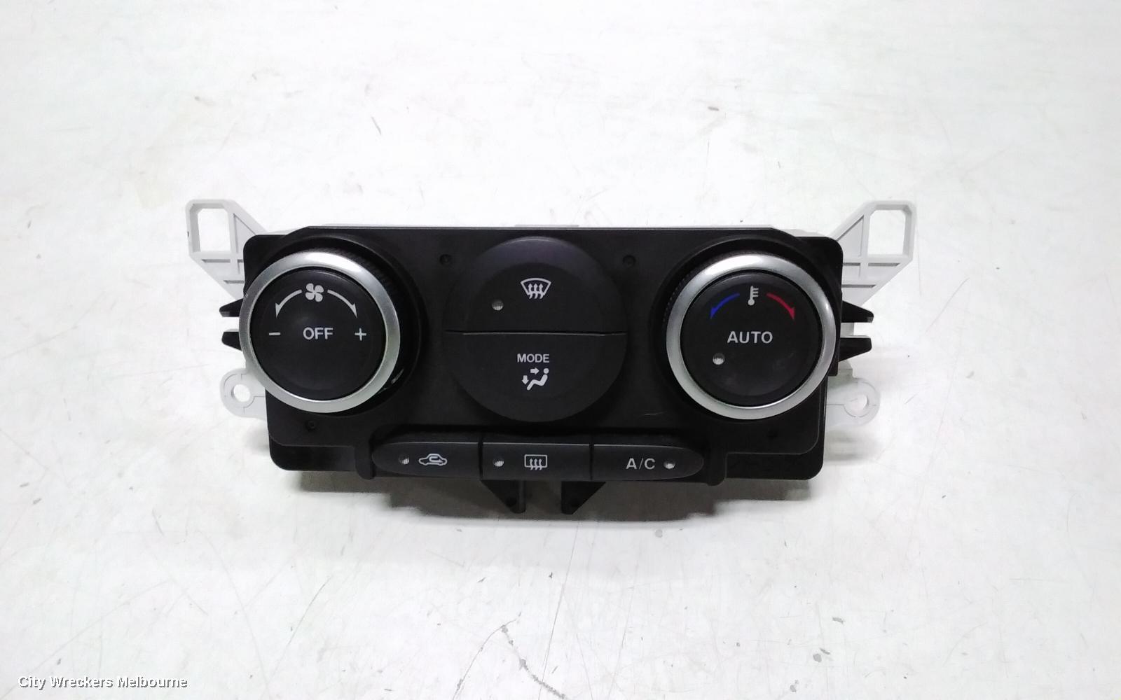 MAZDA CX7 HEATER/AC CONTROLS, ER, 06/2009 - 02/2012
