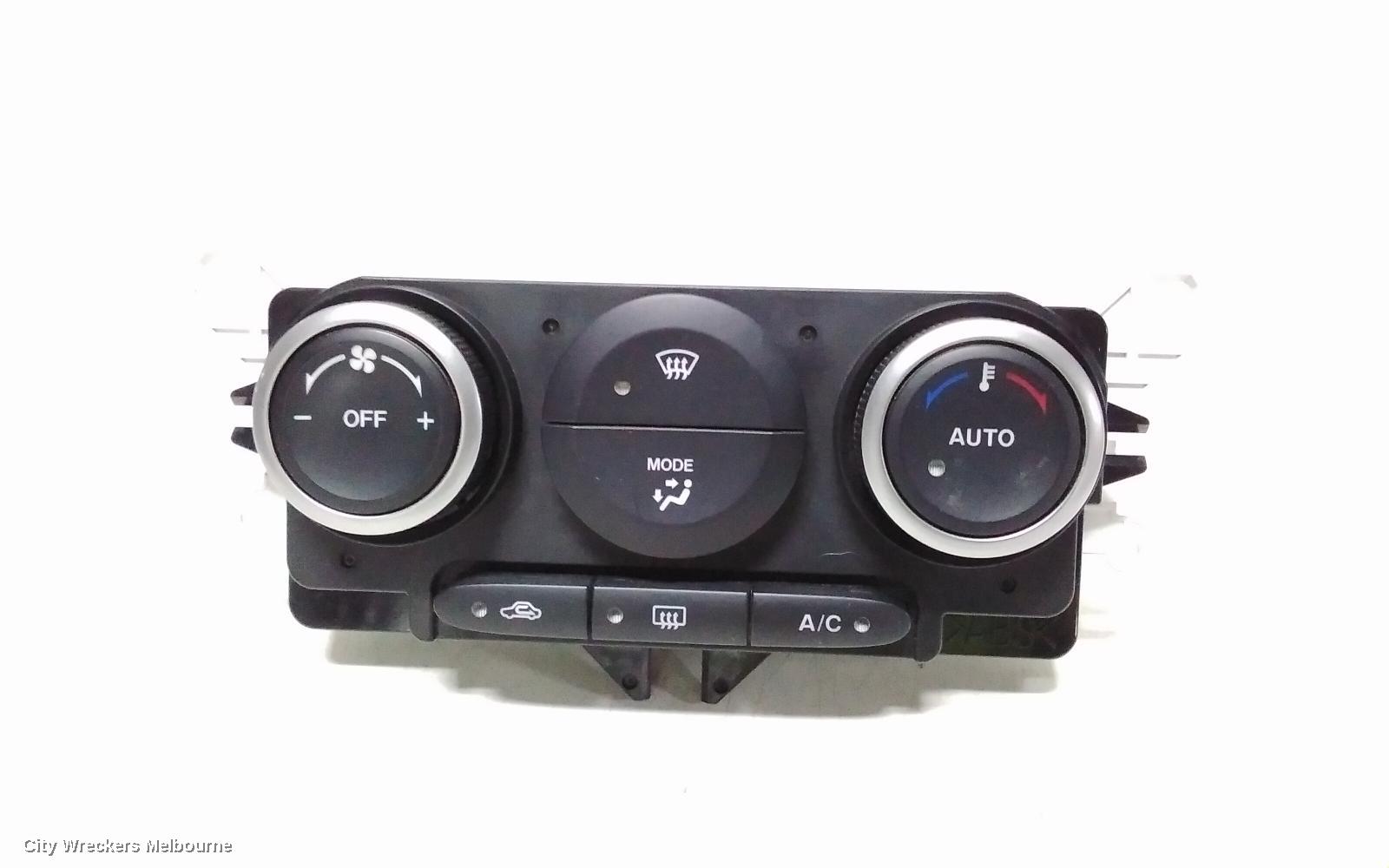 MAZDA CX7 HEATER/AC CONTROLS, ER, 06/2009 - 02/2012