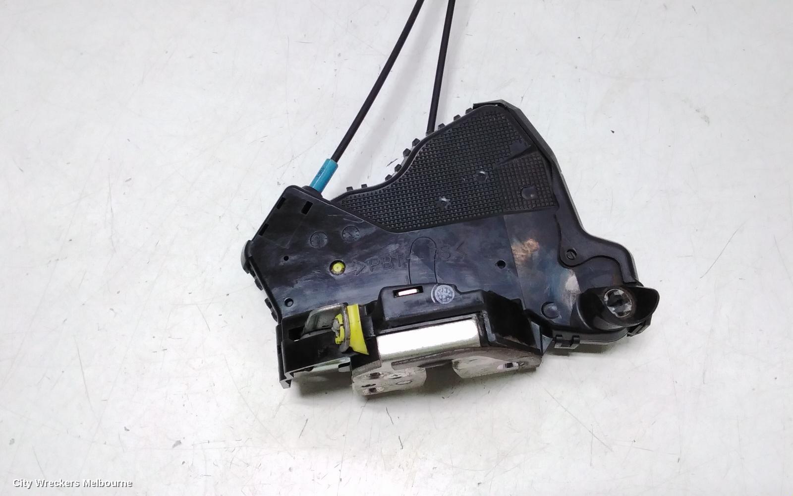 TOYOTA HIACE DOOR/BOOT/GATE LOCK, LEFT FRONT DOOR LOCK, TRH/KDH, 03/2005 - 04/2019