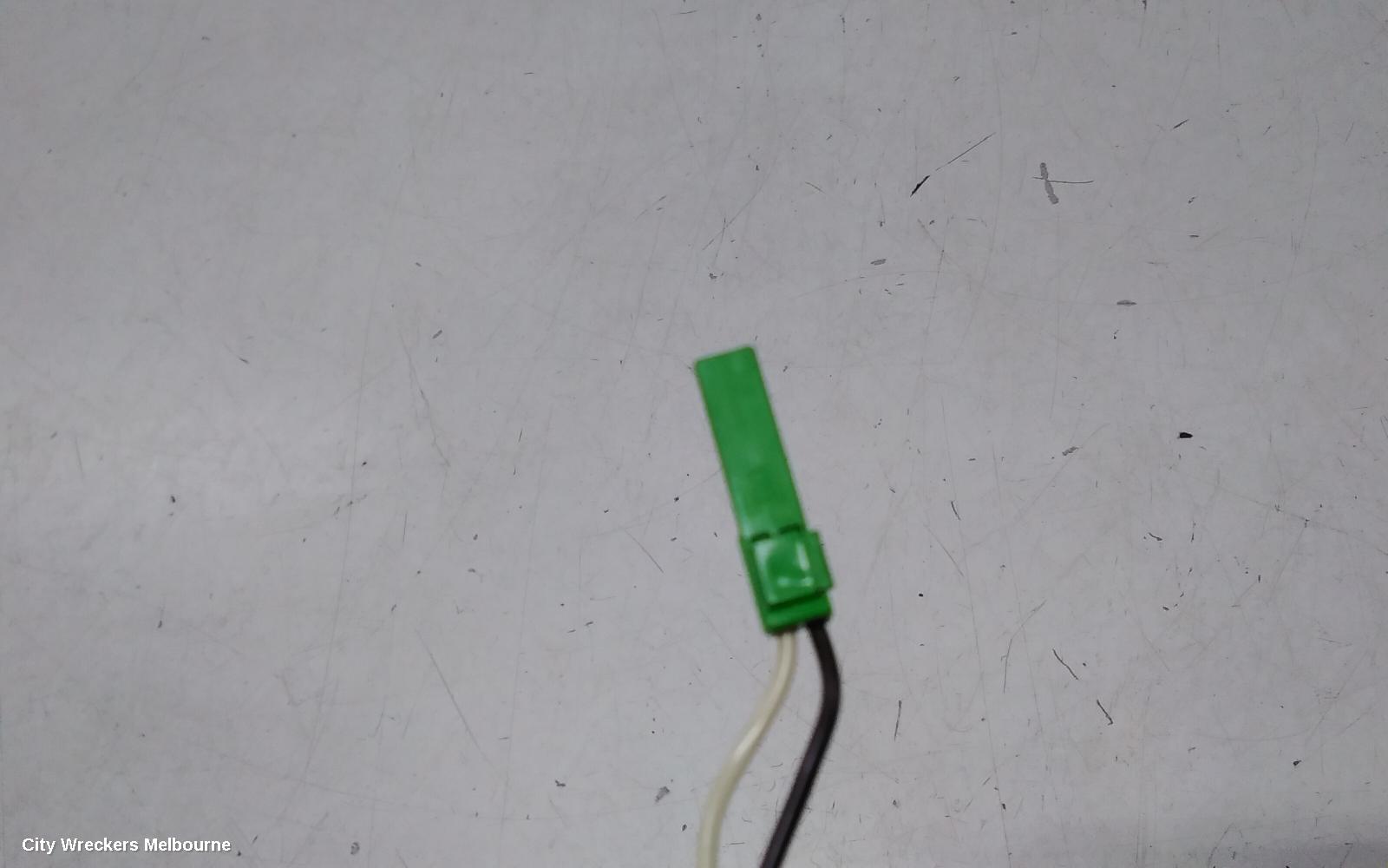 LAND ROVER RANGEROVER SPORT, L494, 12/2013 - 04/2022, TAILGATE SENSOR RIGHT   P/N CPLA-406A76 : 111846