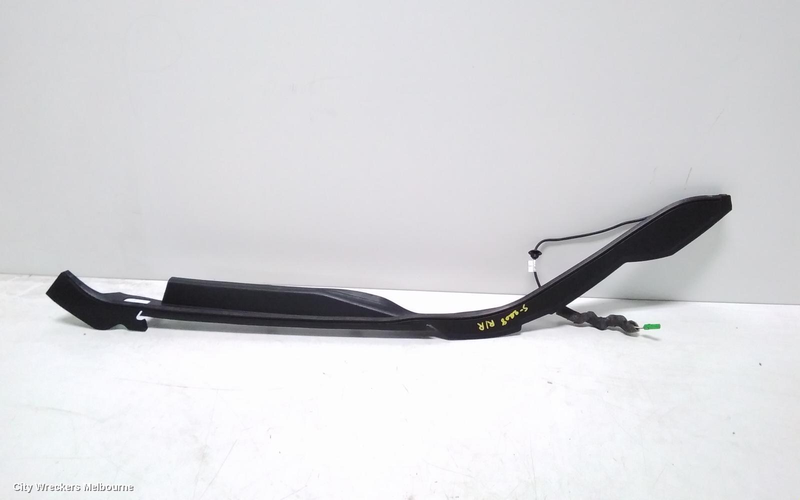 LAND ROVER RANGEROVER SPORT, L494, 12/2013 - 04/2022, TAILGATE SENSOR RIGHT   P/N CPLA-406A76 : 111846