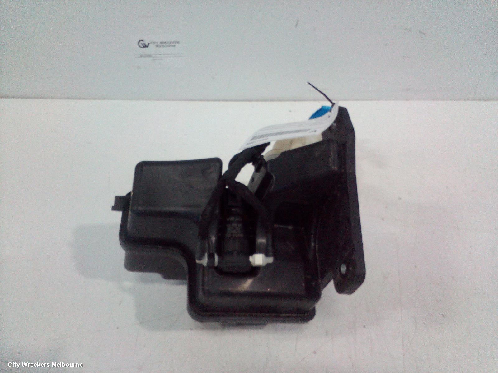 VOLKSWAGEN GOLF WASHER BOTTLE, GEN 7, NON H/LAMP WASHER TYPE, 12/2012 - 08/2020