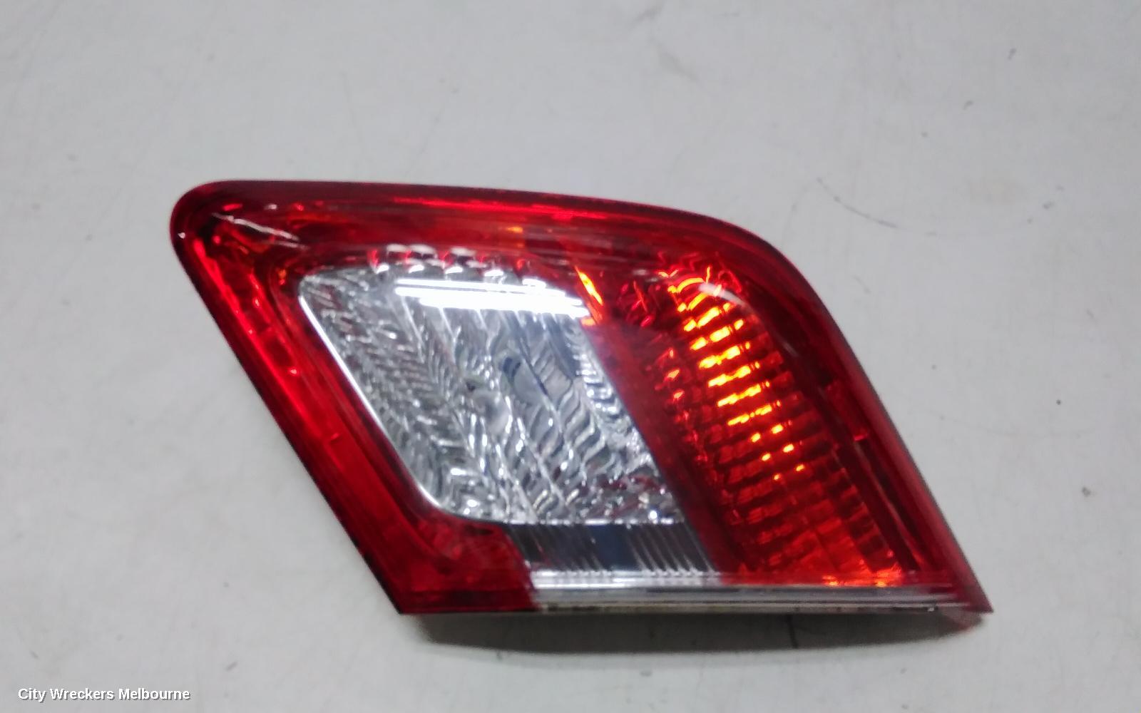 TOYOTA CAMRY REAR GARNISH, BOOTLID LAMP (RH SIDE), STANDARD, LED TYPE, ACV40/SPORTIVO, 07/2009 - 11/2011