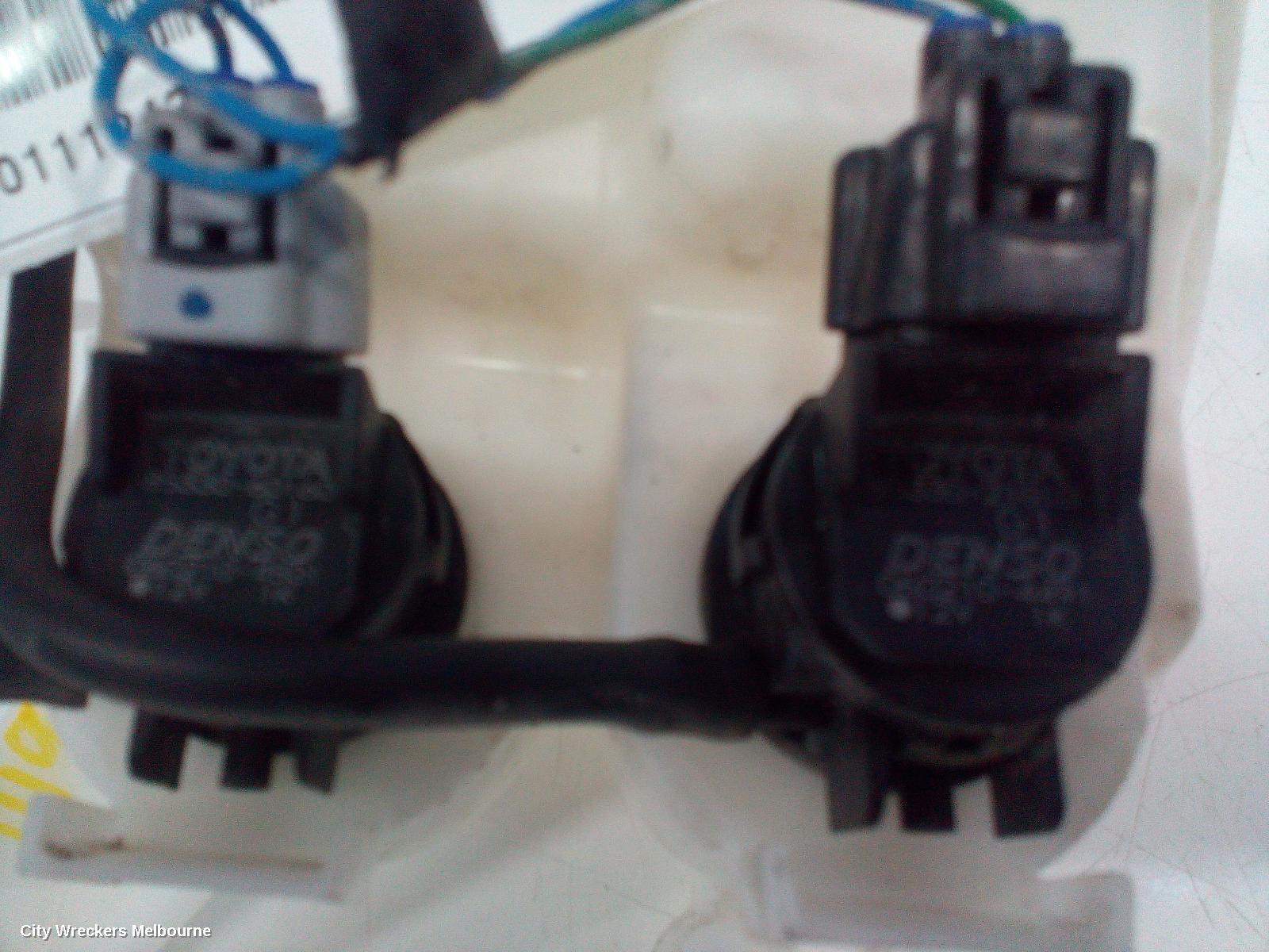 TOYOTA YARIS WASHER BOTTLE, NCP9#, HATCH, 03/2005 - 07/2011 (AUS ONLY)