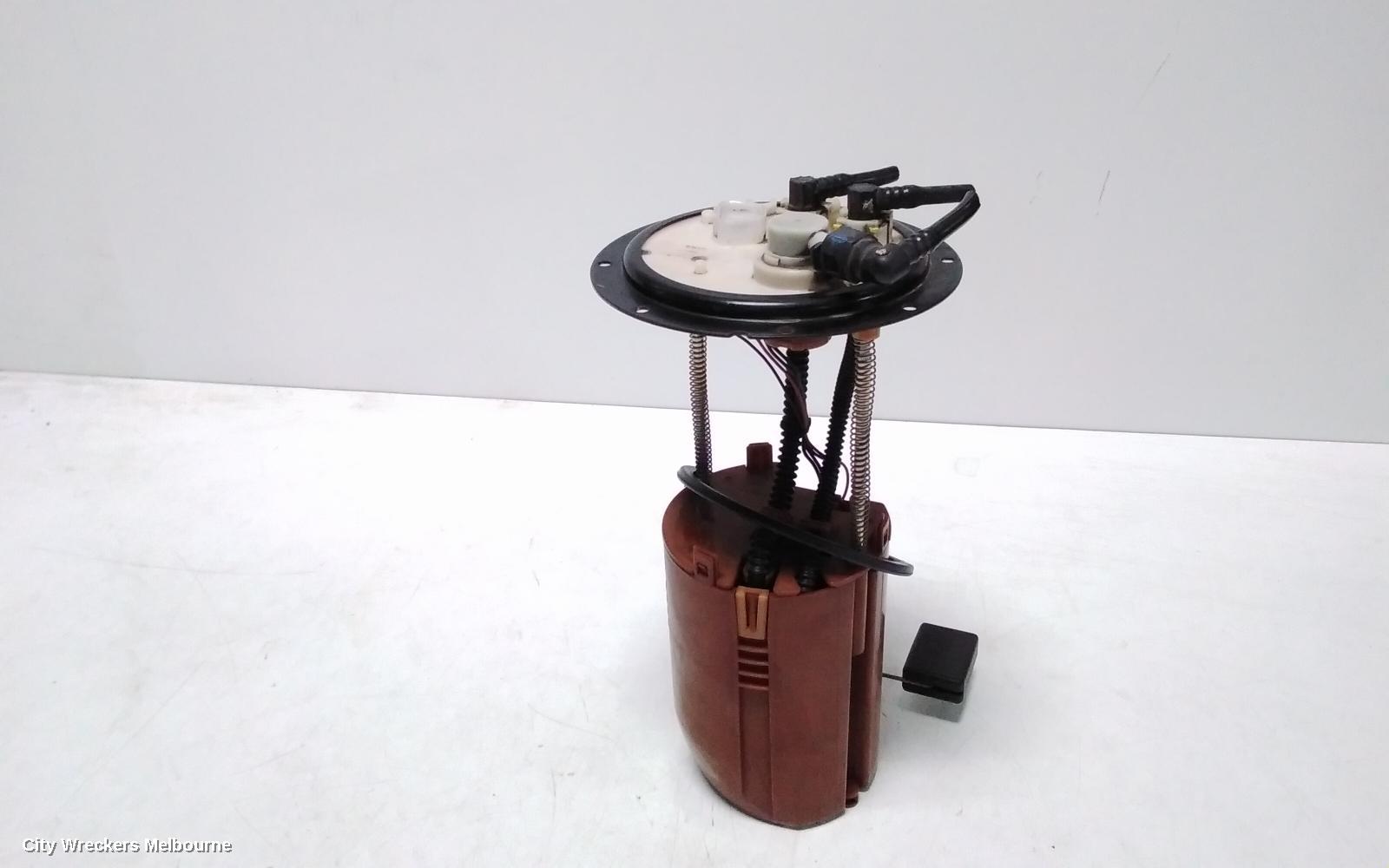 TOYOTA HIACE FUEL PUMP, PETROL, TRH/KDH, 03/2005 - 04/2019