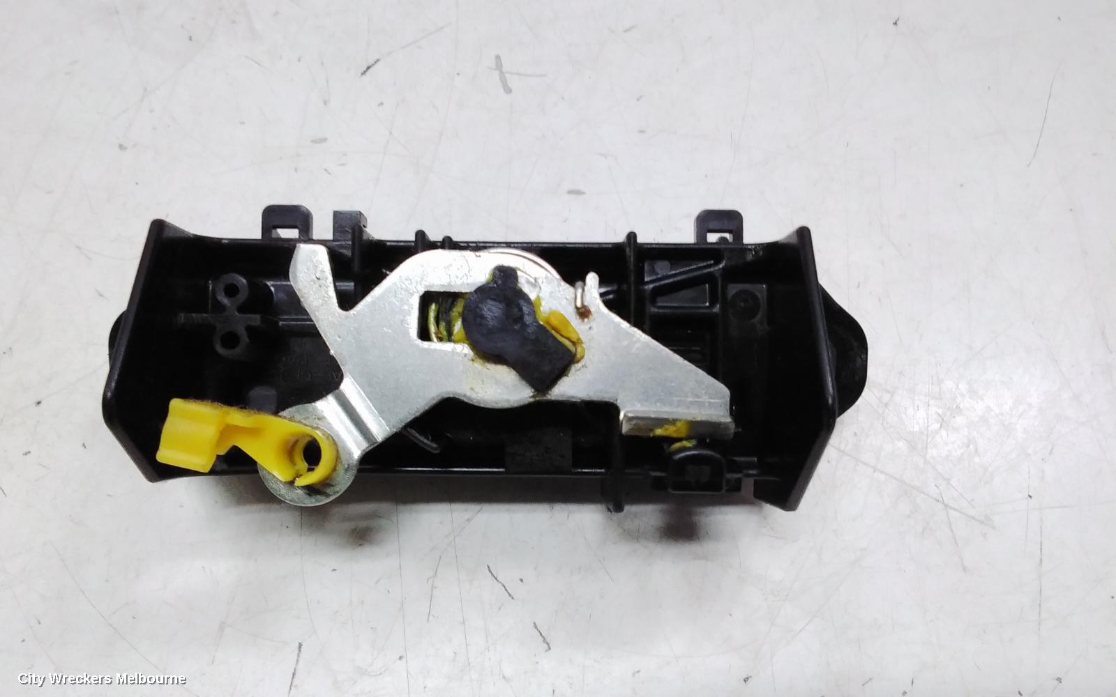 TOYOTA HIACE TAILGATE HANDLE, TRH/KDH 03/2005 - 04/2019