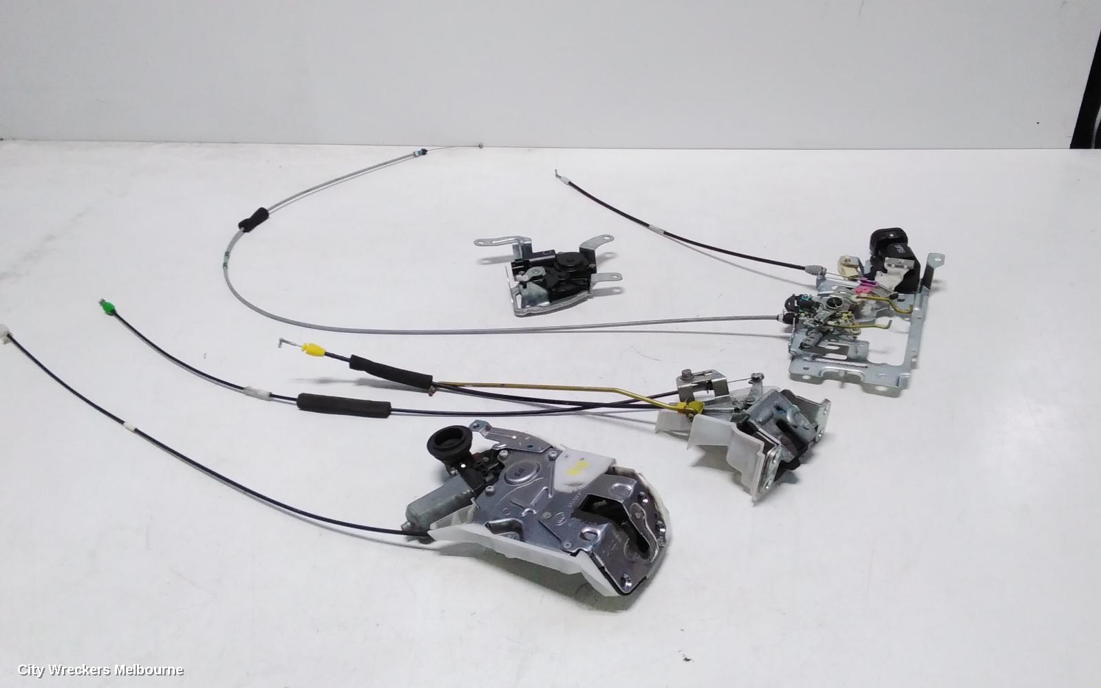 TOYOTA ESTIMA DOOR/BOOT/GATE LOCK, LH REAR, XR50, 05-19