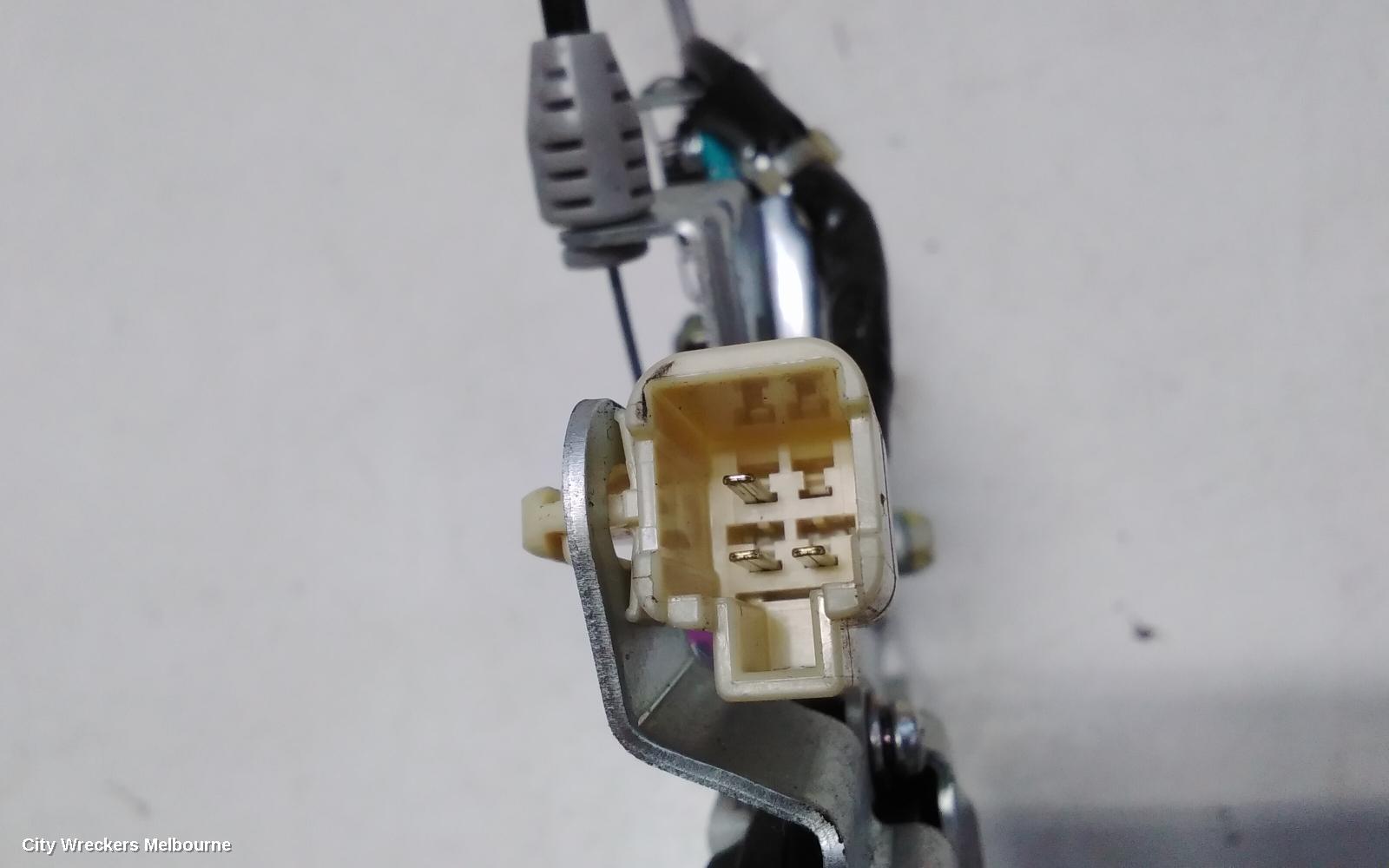 TOYOTA ESTIMA DOOR/BOOT/GATE LOCK, LH REAR, XR50, 05-19