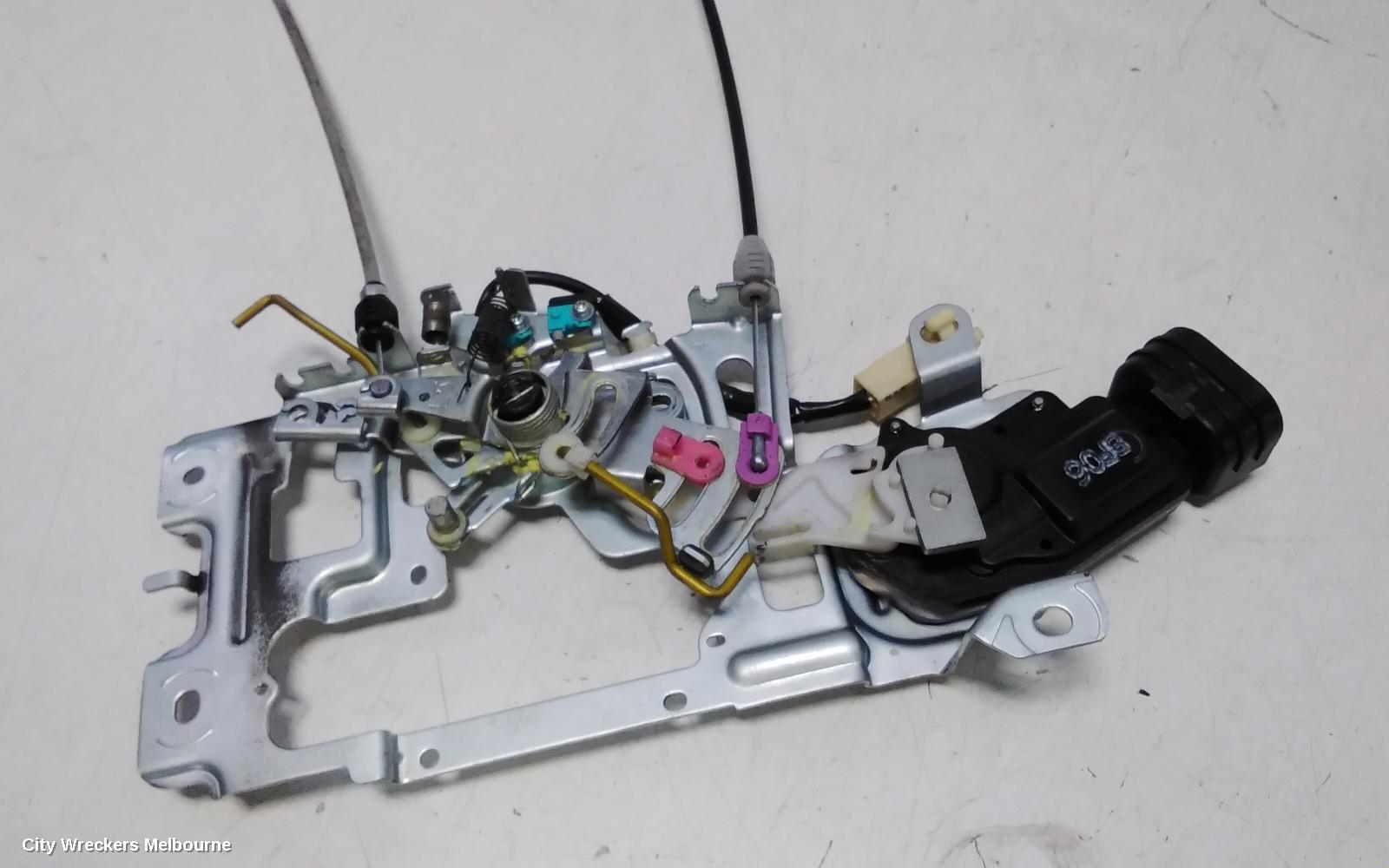 TOYOTA ESTIMA DOOR/BOOT/GATE LOCK, LH REAR, XR50, 05-19