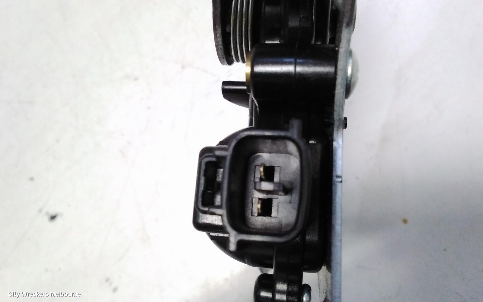 TOYOTA ESTIMA DOOR/BOOT/GATE LOCK, LH REAR, XR50, 05-19
