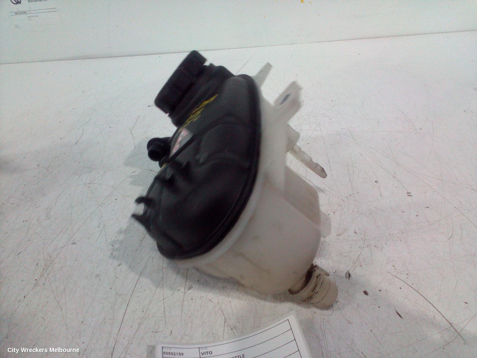 MERCEDES VITO OVERFLOW BOTTLE, 447, 03/2015 ONWARDS