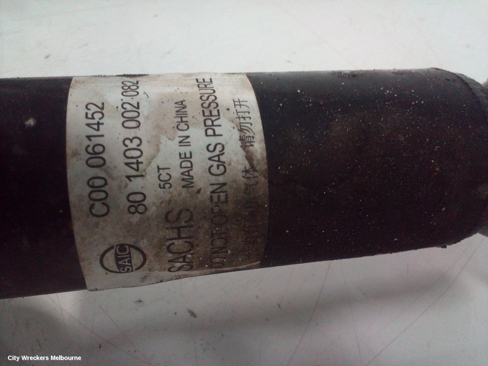 LDV T60 RIGHT DRIVESHAFT, FRONT, AUTO, DIESEL, 2.8, TURBO, SK8C, 07/2017 - 07/2021