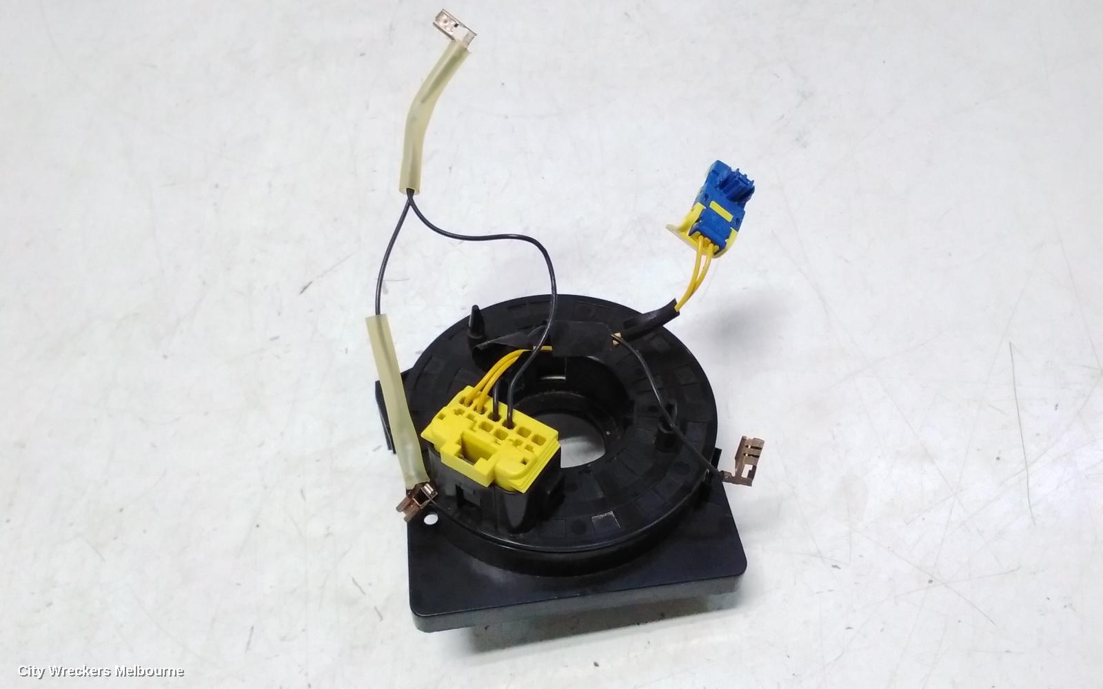 VOLKSWAGEN TRANSPORTER AIRBAG MODULE/SENSOR, CLOCKSPRING, NON ESP TYPE, T5, 08/2004 - 02/2010