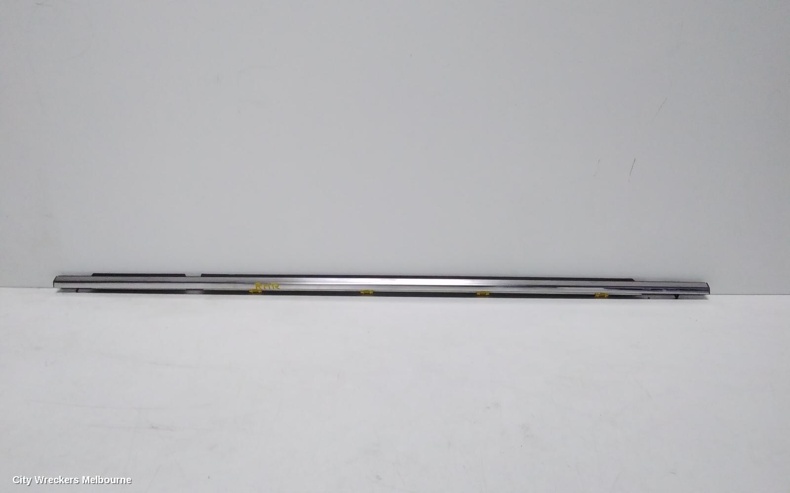 TOYOTA KLUGER DOOR MOULD, RHR CHROOM MOULD: 112135, RIGHT REAR DOOR MOULDING, XU70 SERIES, 03/2021 ONWARDS