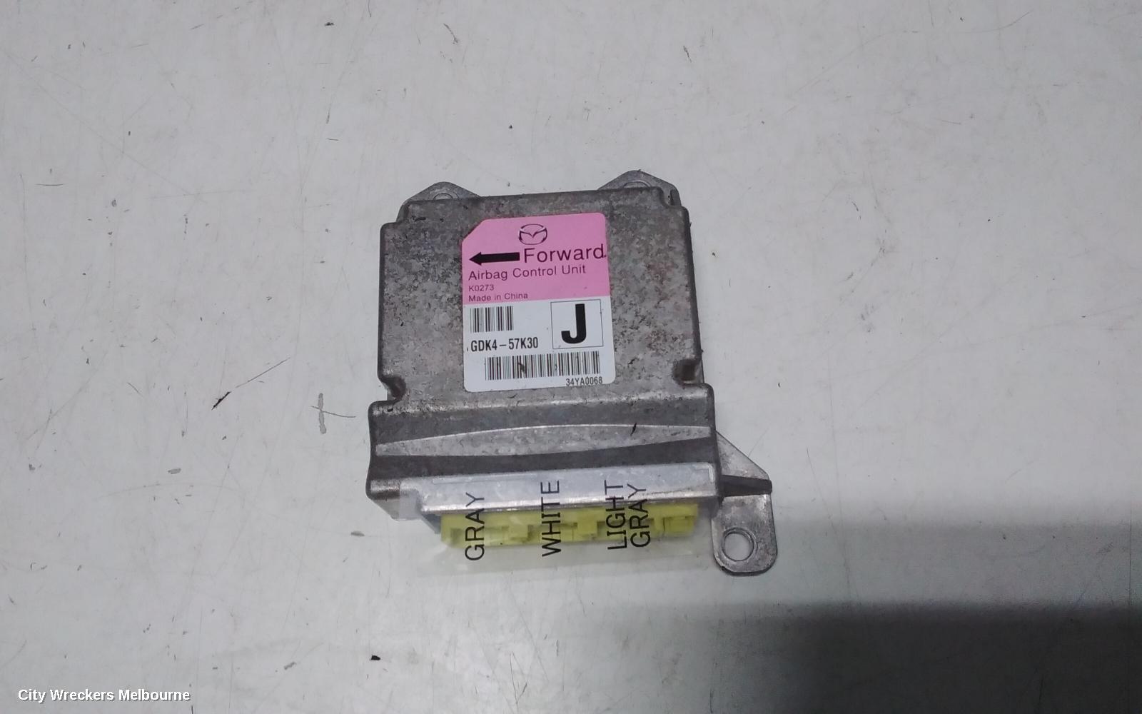 MAZDA 6 AIRBAG MODULE/SENSOR, MODULE, P/N GDK4, GH, 03/2010 - 11/2012