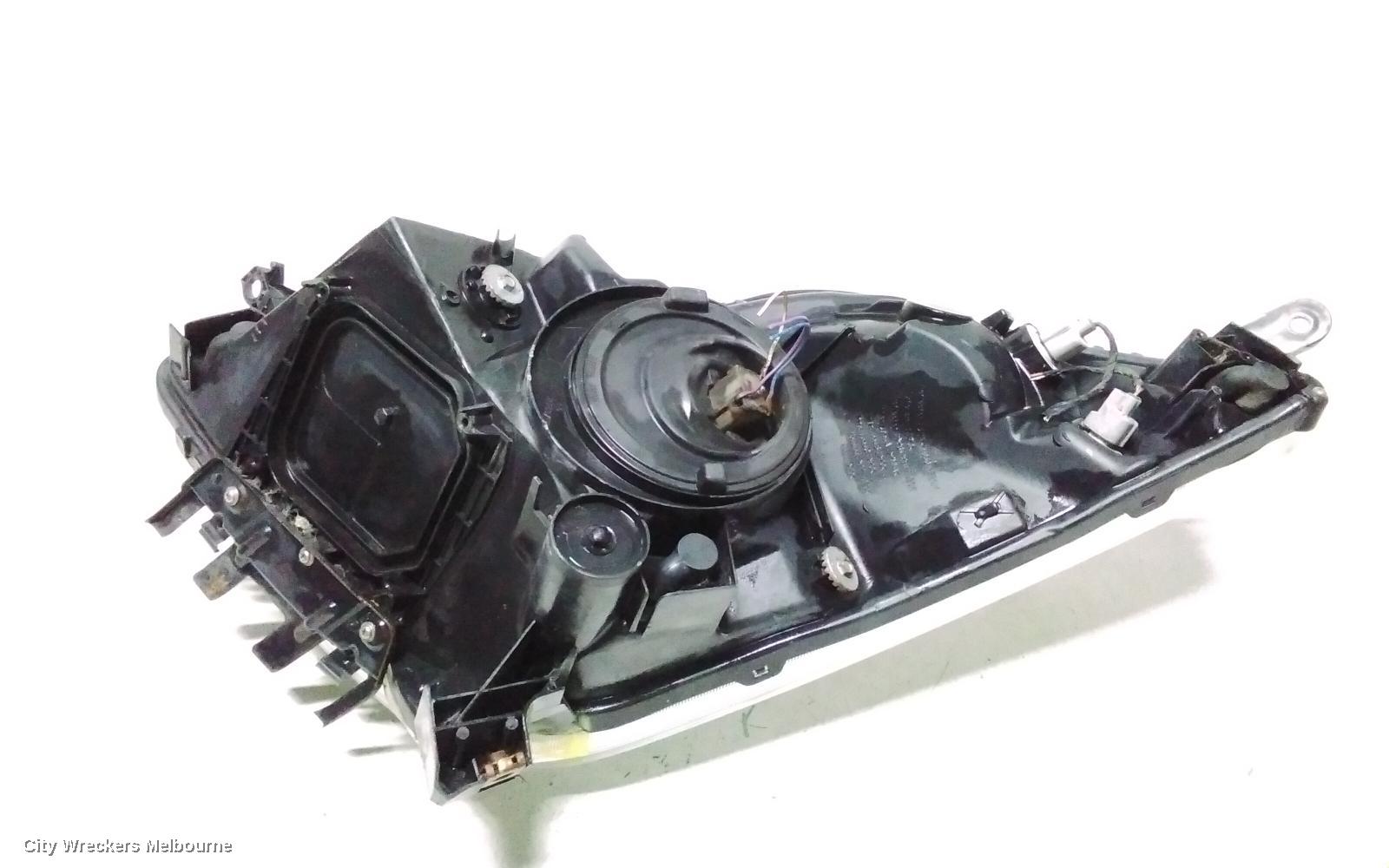 TOYOTA PRIUS RIGHT HEADLAMP, NHW20R, 11/2005 - 05/2009