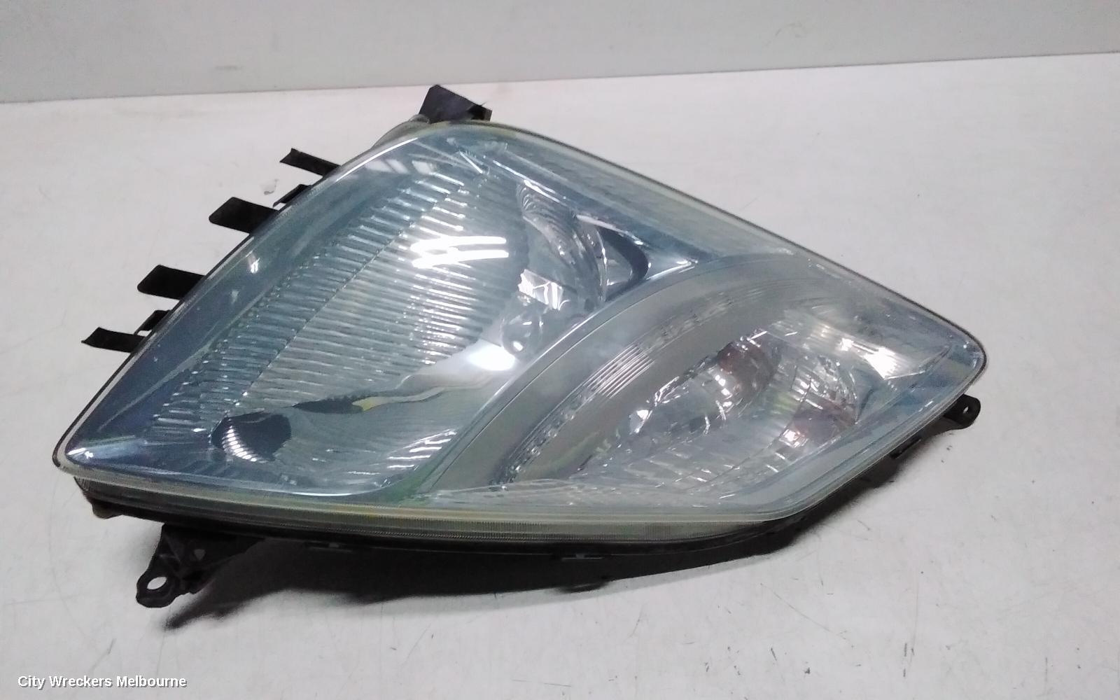 TOYOTA PRIUS RIGHT HEADLAMP, NHW20R, 11/2005 - 05/2009