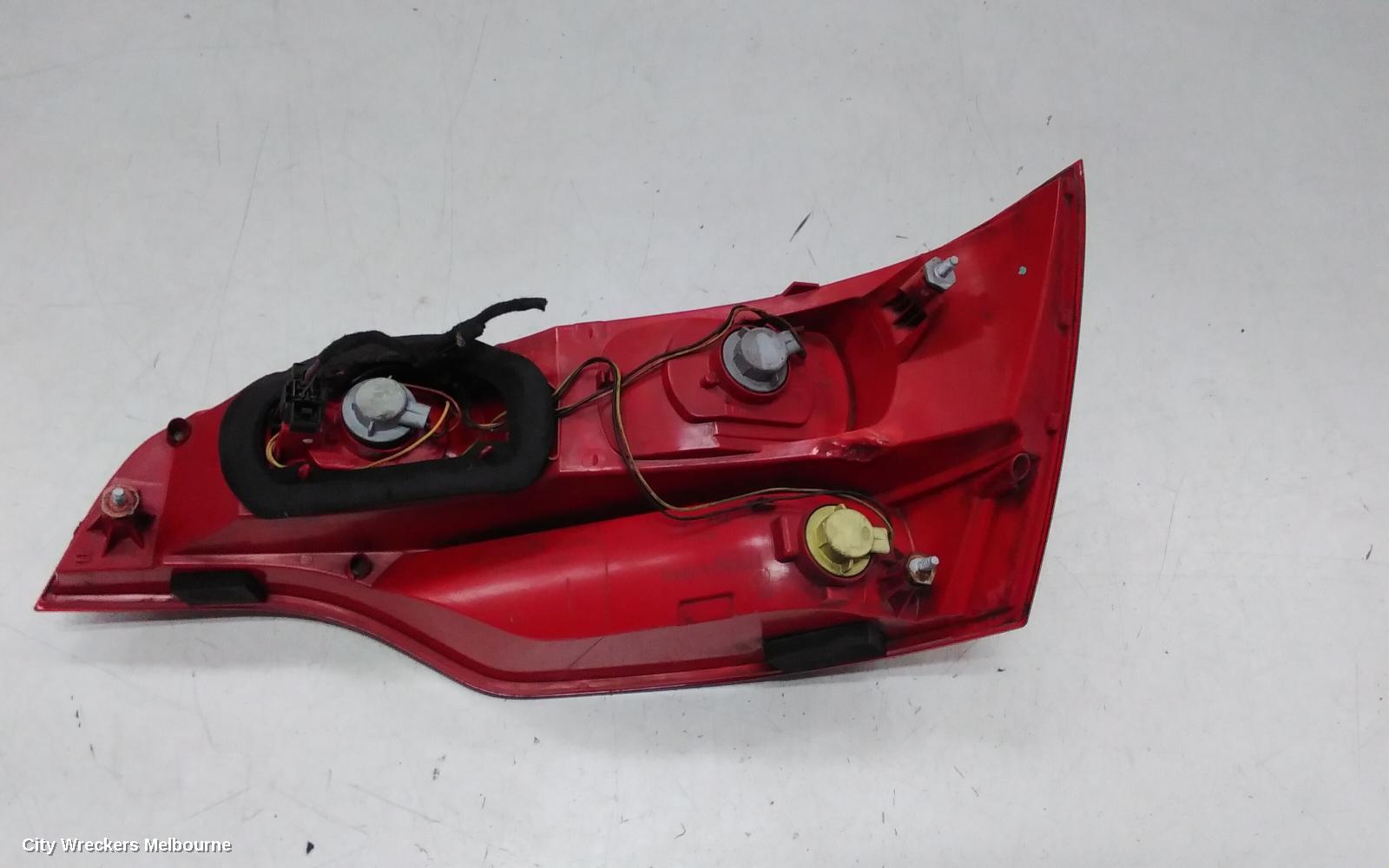 AUDI Q7 LEFT TAILLIGHT, 4L, IN TAILGATE, 09/2006 - 09/2009
