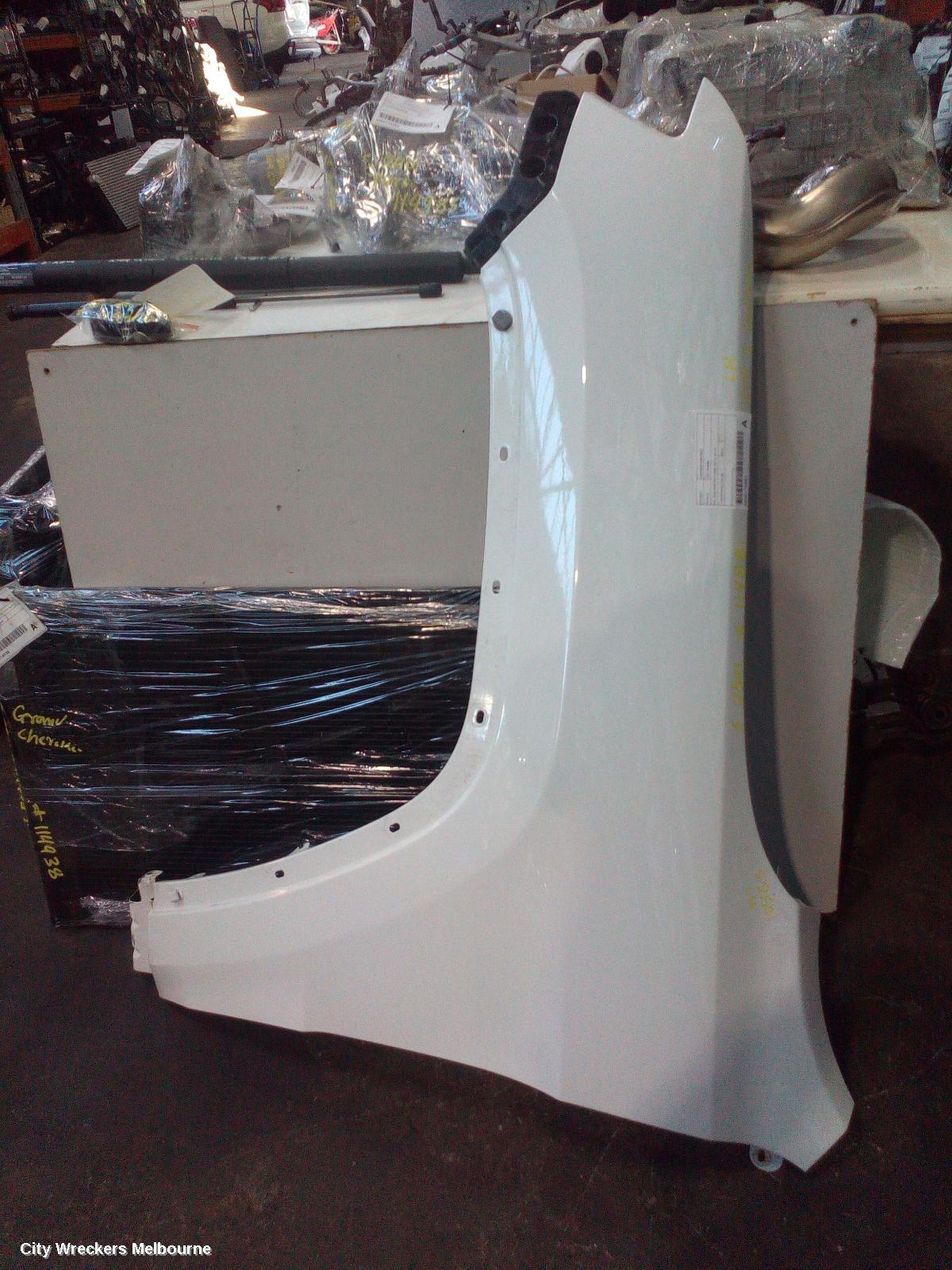 JEEP GRANDCHEROKEE LEFT GUARD, WK, NON PAINTED FLARE, 04/2013 - 02/2022