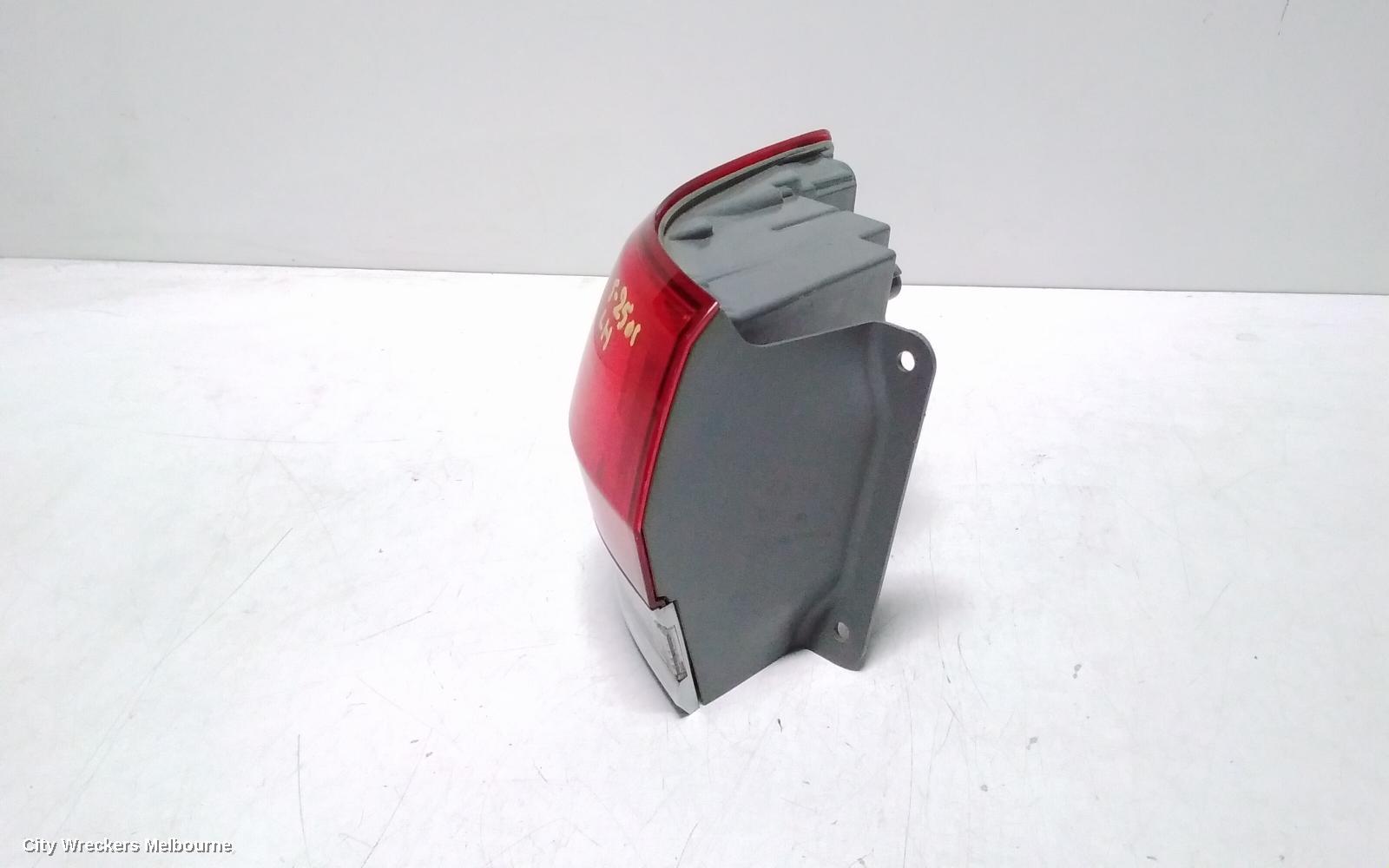JEEP GRANDCHEROKEE LEFT TAILLIGHT, WK, LAREDO/OVERLAND/LIMITED, W/ CHROME BEZEL, 04/2013 - 02/2022
