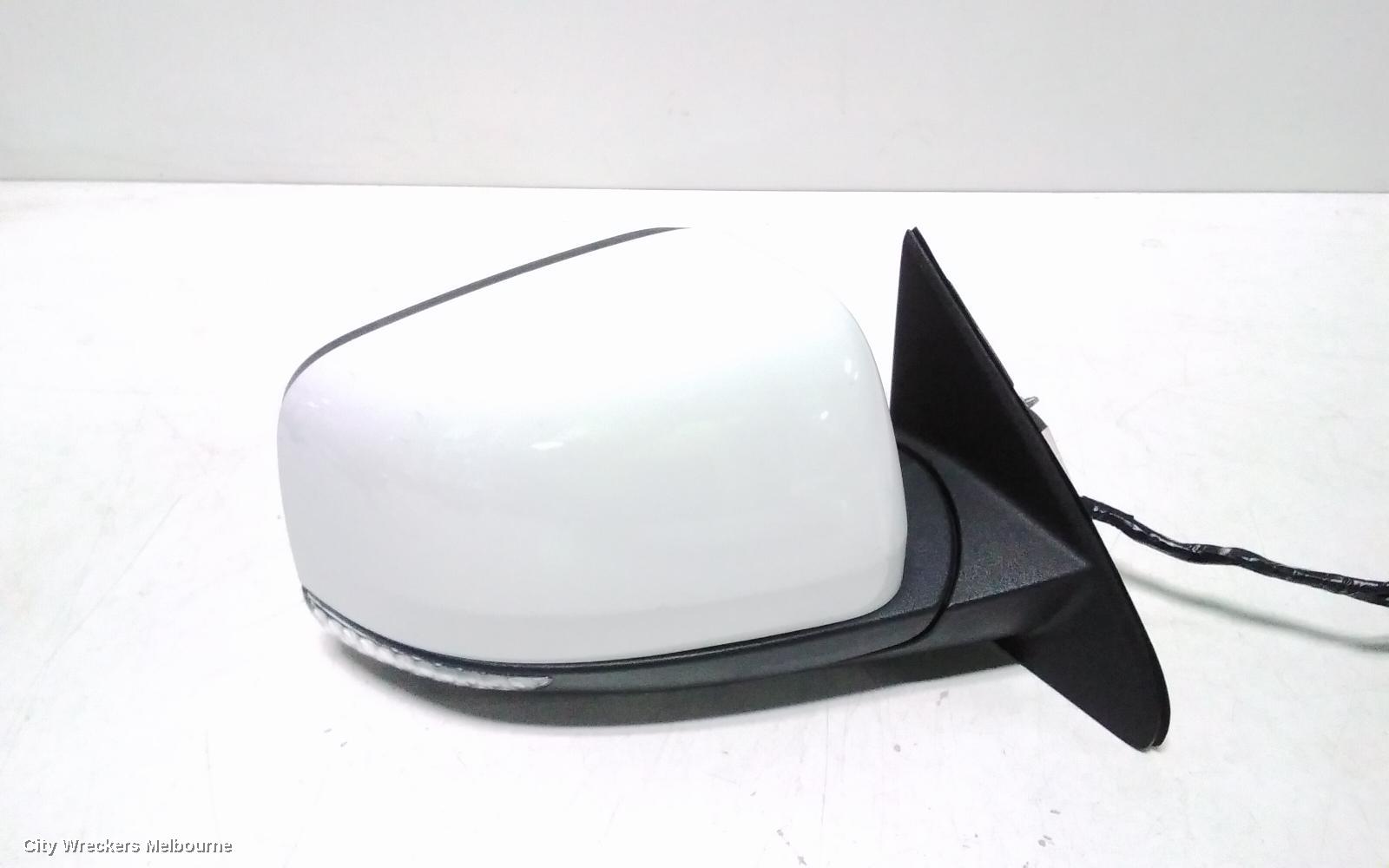 JEEP GRANDCHEROKEE RIGHT DOOR MIRROR, NON MEMORY, NON AUTO DIM, NON BLIND SPOT, NON PUDDLE, COLOUR CODED, WK, 04/2013 - 12/2016