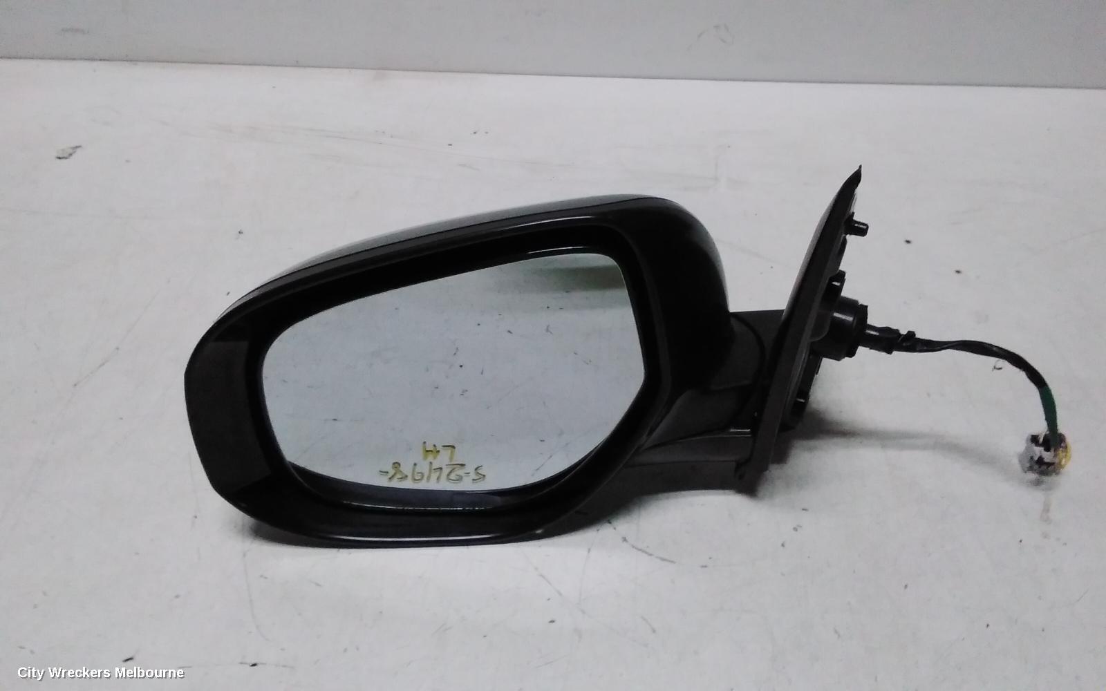 MITSUBISHI OUTLANDER LEFT DOOR MIRROR, ZJ, W/ FLASHER TYPE (5 WIRE), 10/2012 - 03/2015