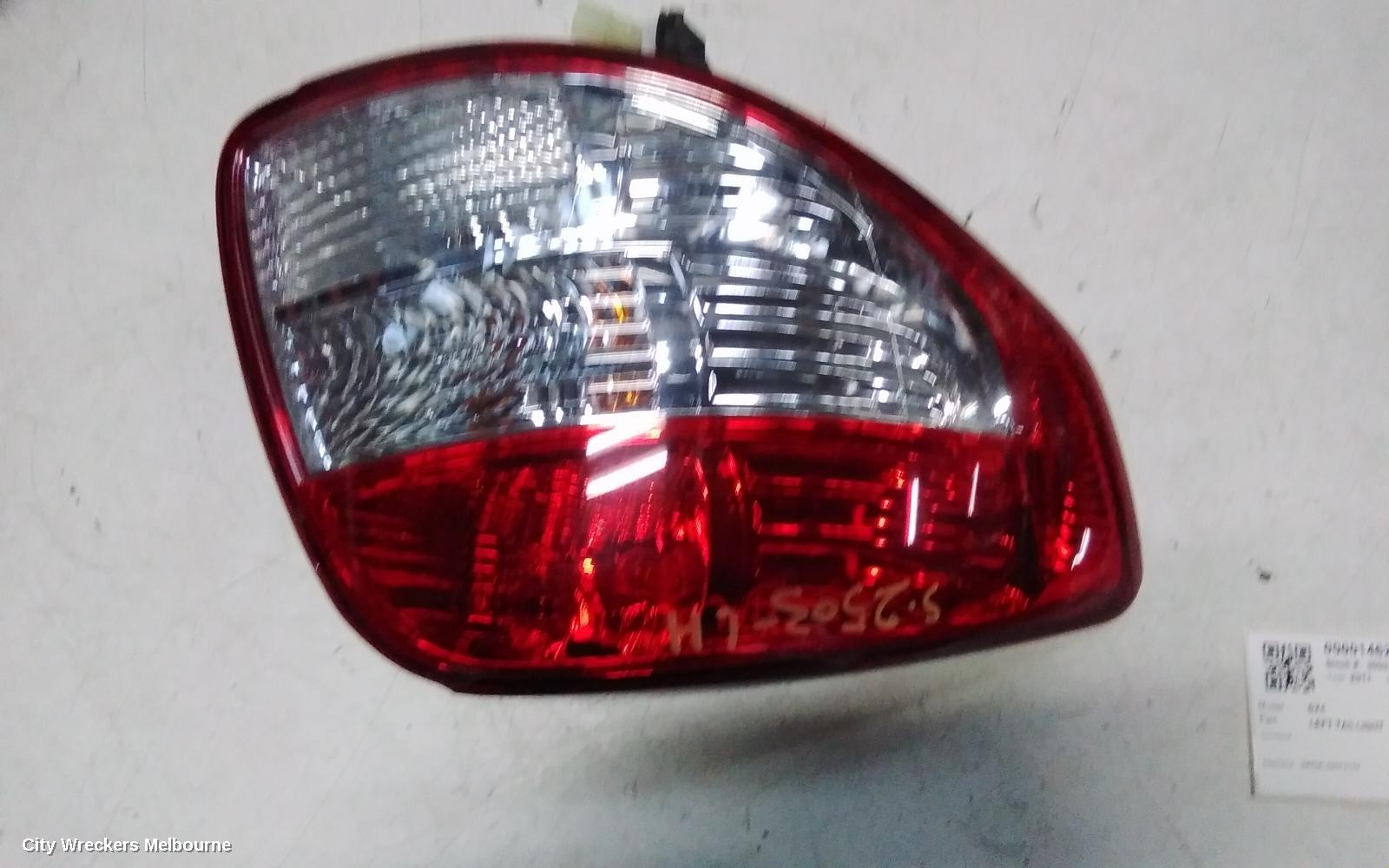 SUZUKI SX4 LEFT TAILLIGHT, HATCH, 02/2007 - 01/2014