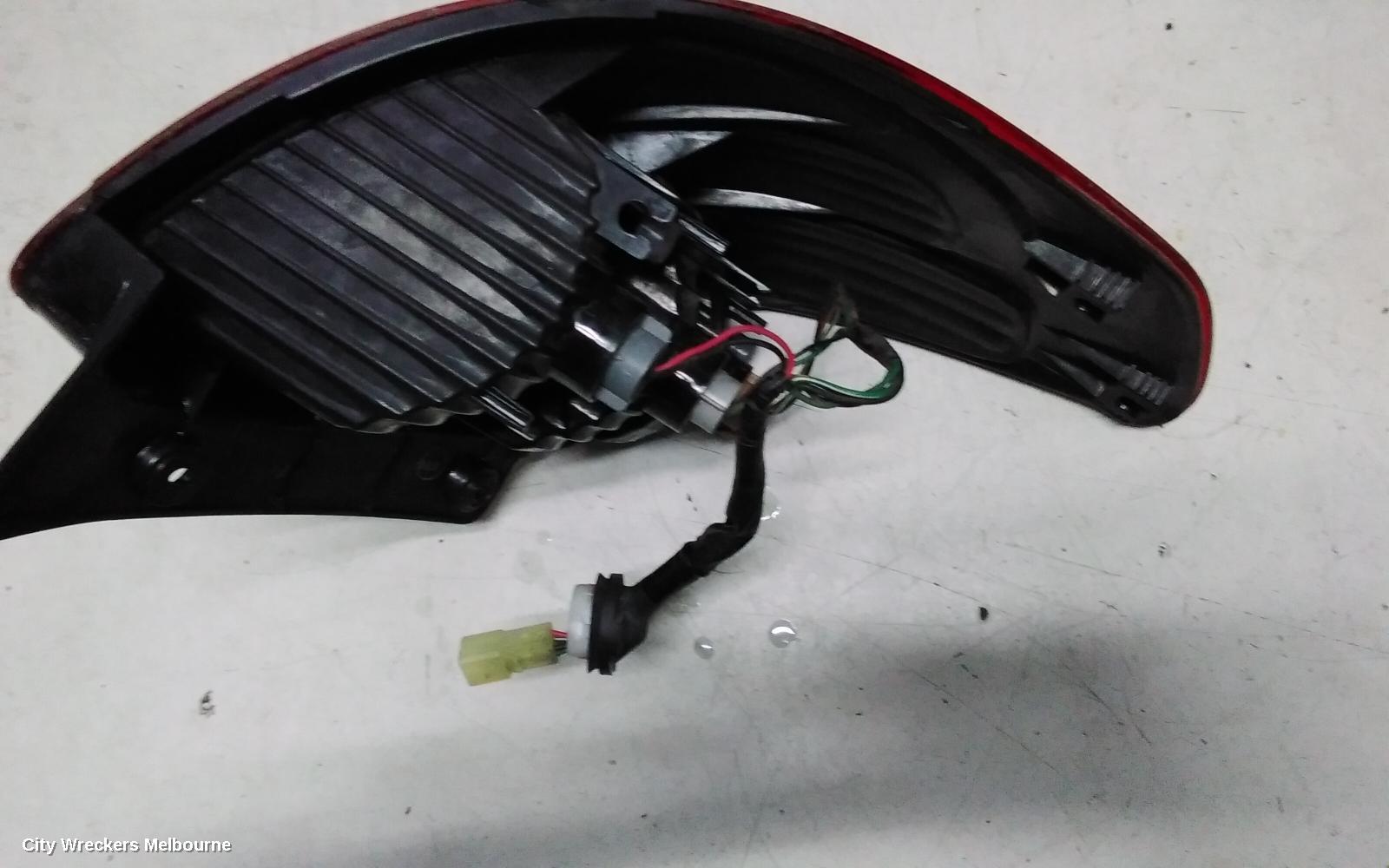 SUZUKI SX4 RIGHT TAILLIGHT, HATCH, 02/2007 - 01/2014