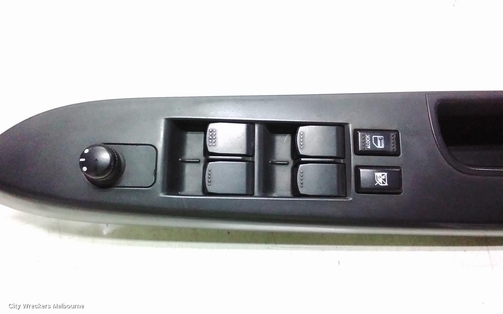 SUZUKI SX4 PWR DR WIND SWITCH, RH FRONT (MASTER SWITCH), 02/2007 - 01/2014