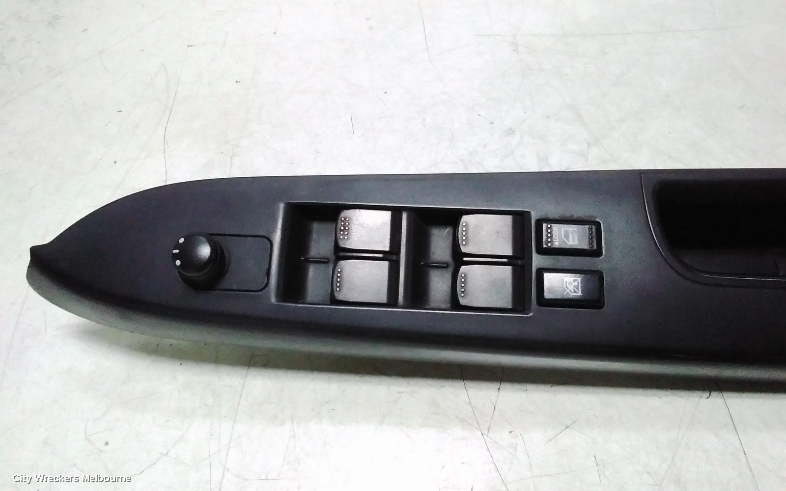 SUZUKI SX4 PWR DR WIND SWITCH, RH FRONT (MASTER SWITCH), 02/2007 - 01/2014