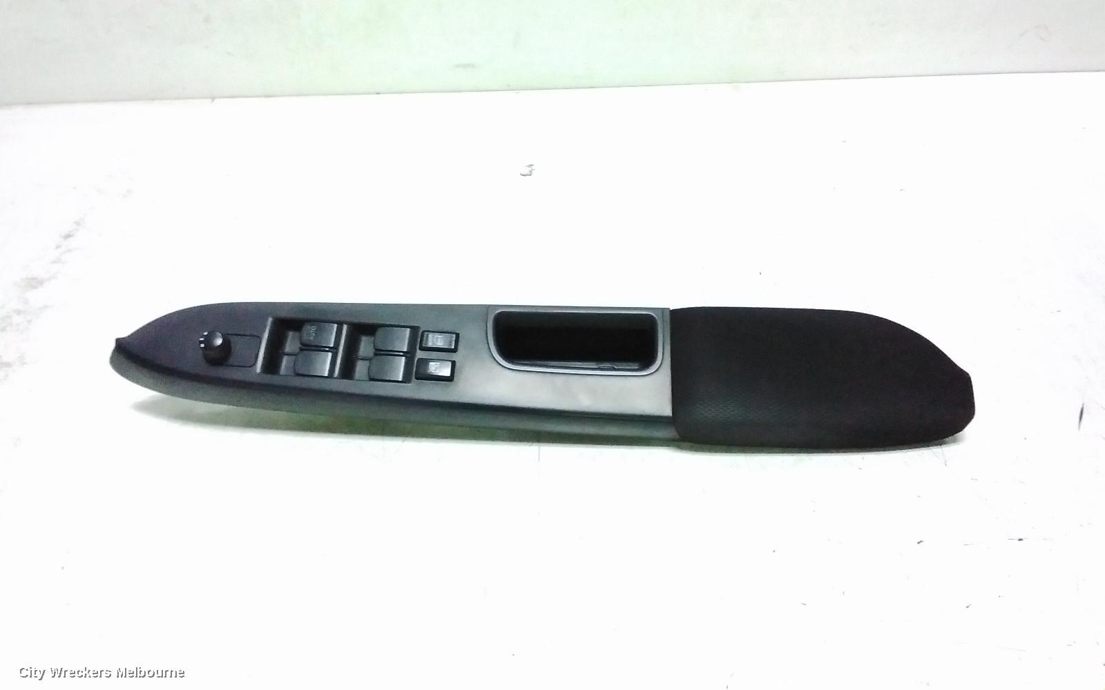SUZUKI SX4 PWR DR WIND SWITCH, RH FRONT (MASTER SWITCH), 02/2007 - 01/2014