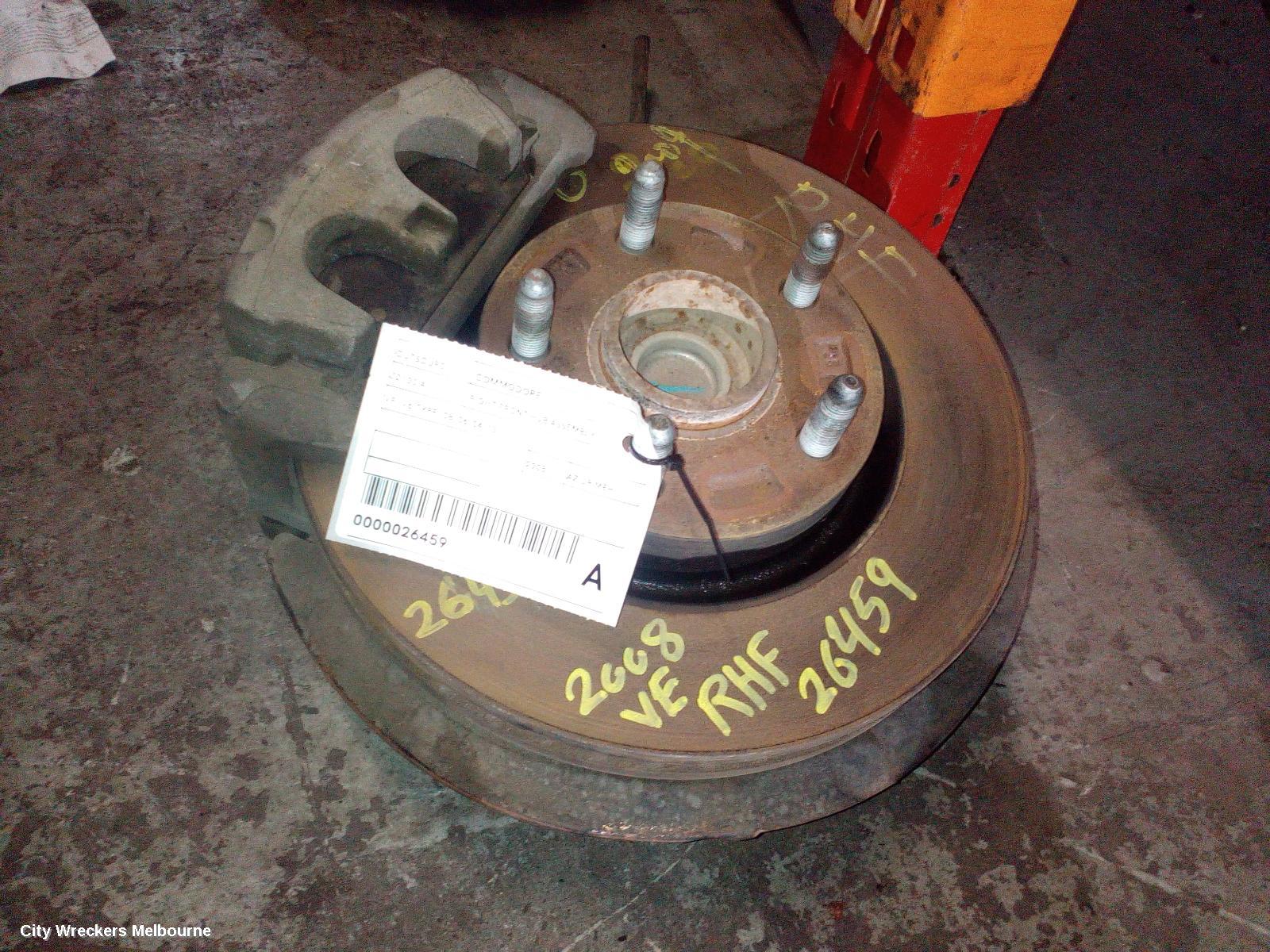 HOLDEN COMMODORE RIGHT FRONT HUB ASSEMBLY, VE, V6 TYPE, 08/2006 - 04/2013