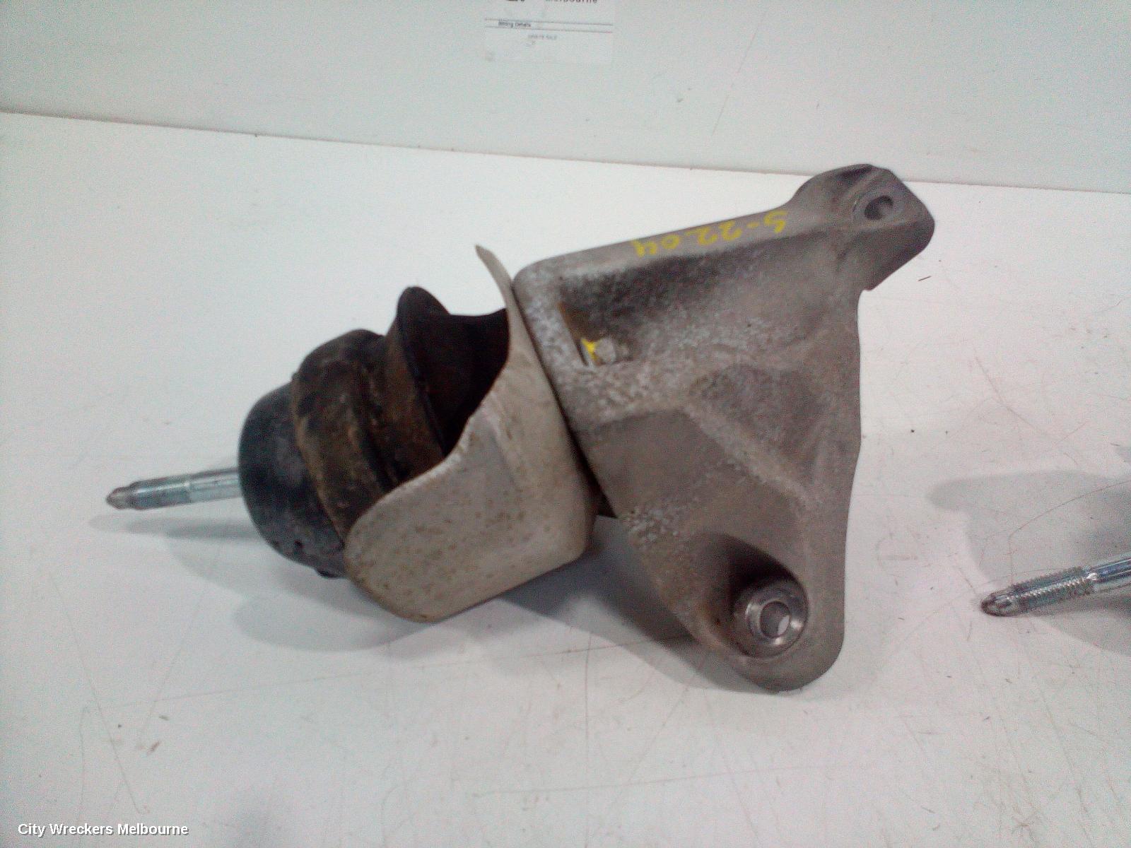 HOLDEN COMMODORE MOUNT, VF, 05/2013 - 12/2017