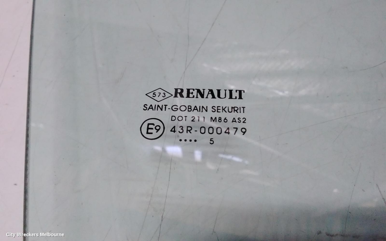 RENAULT MEGANE RIGHT FRONT DOOR WINDOW, GEN 4, 06/2016 - 02/2020