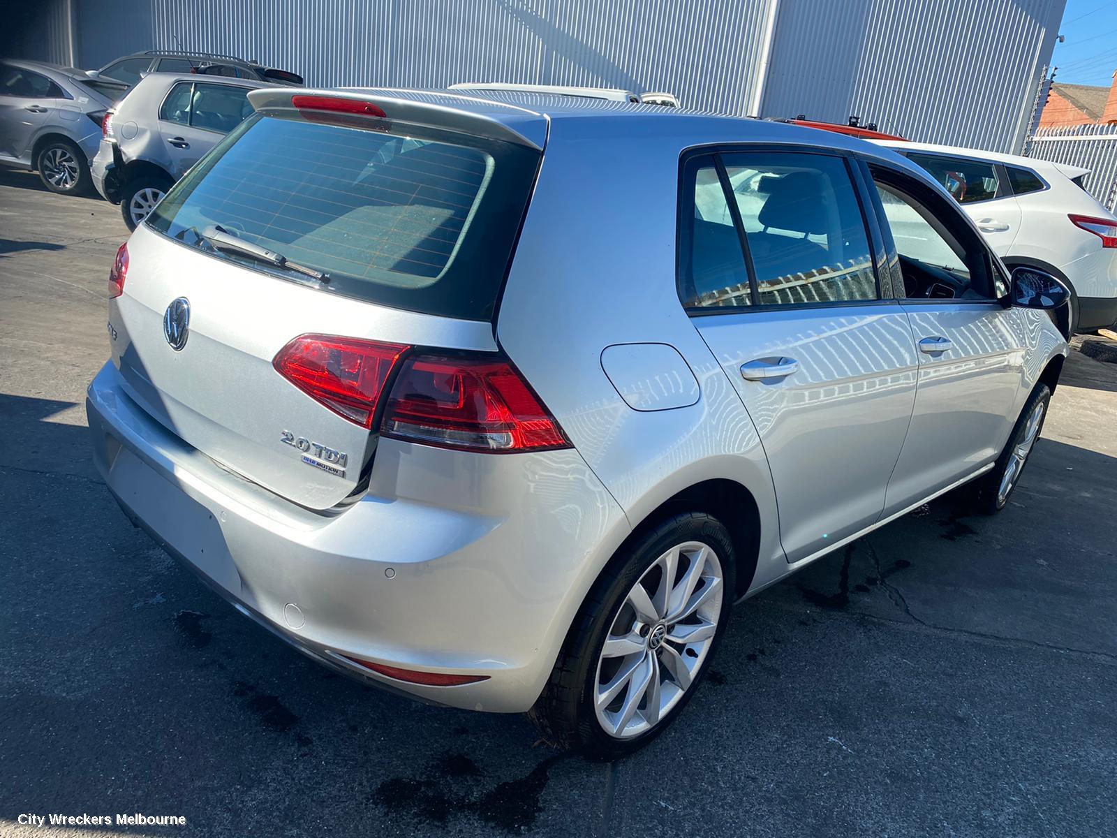 VOLKSWAGEN GOLF LEFT TAILLIGHT, GEN 7, HATCH, STANDARD, NON LED TYPE, 03/2013 - 03/2017