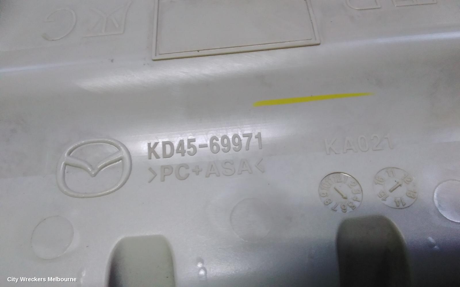 MAZDA CX5 COURTESY LIGHT, FRONT, MAP LIGHTS, W/ SUNGLASS HOLDER, W/ SUNROOF SWITCH TYPE, KE, 02/2012 - 12/2016